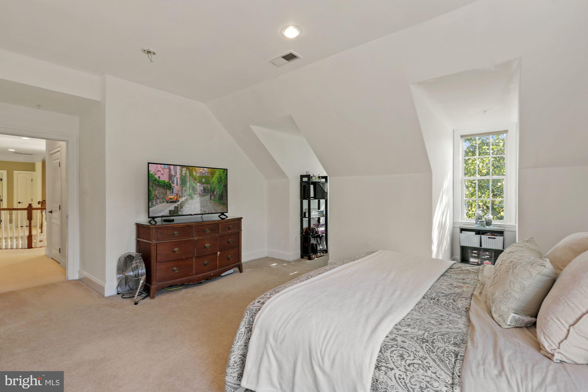 ROBERTS LANDING - Residential