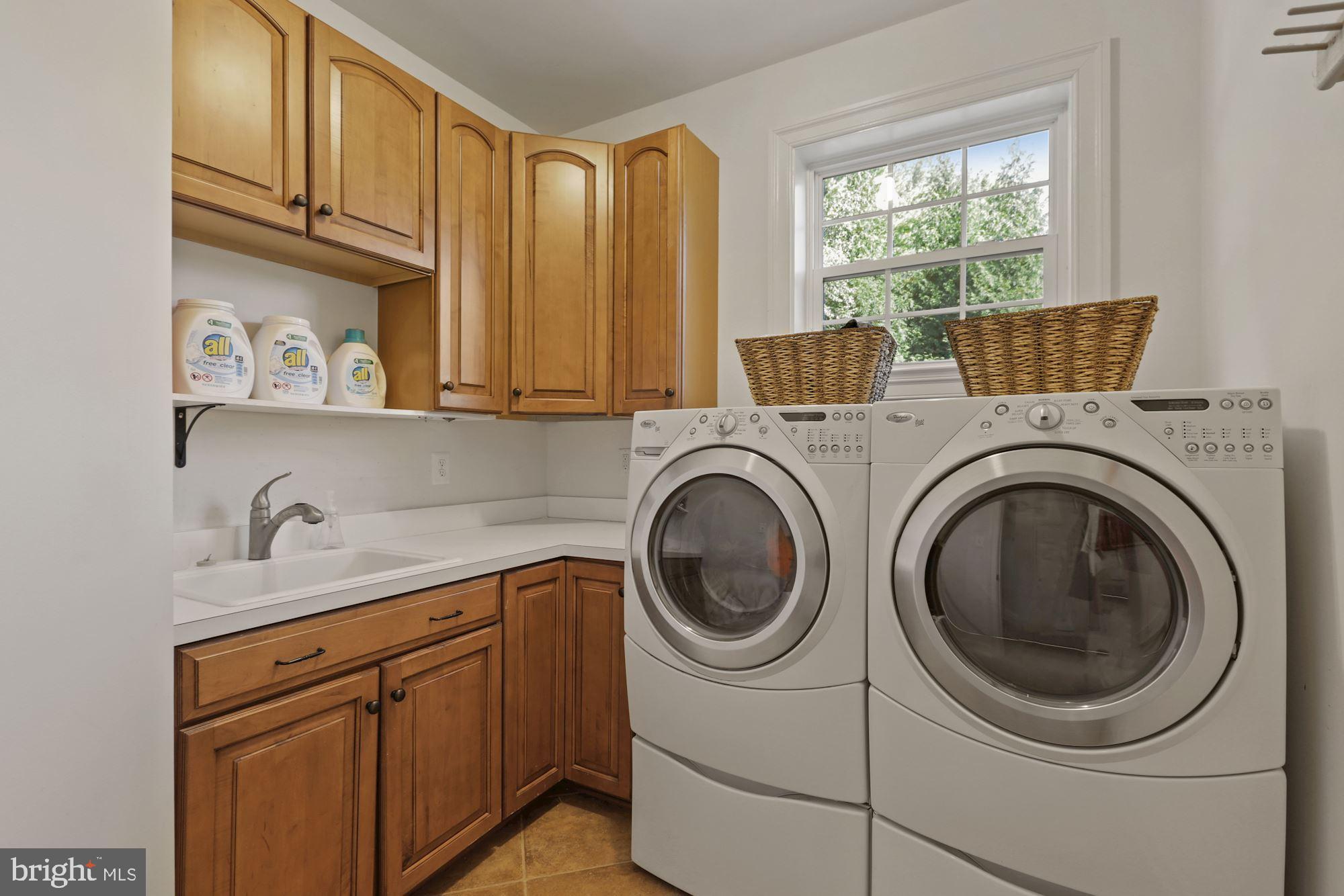 ROBERTS LANDING - Residential