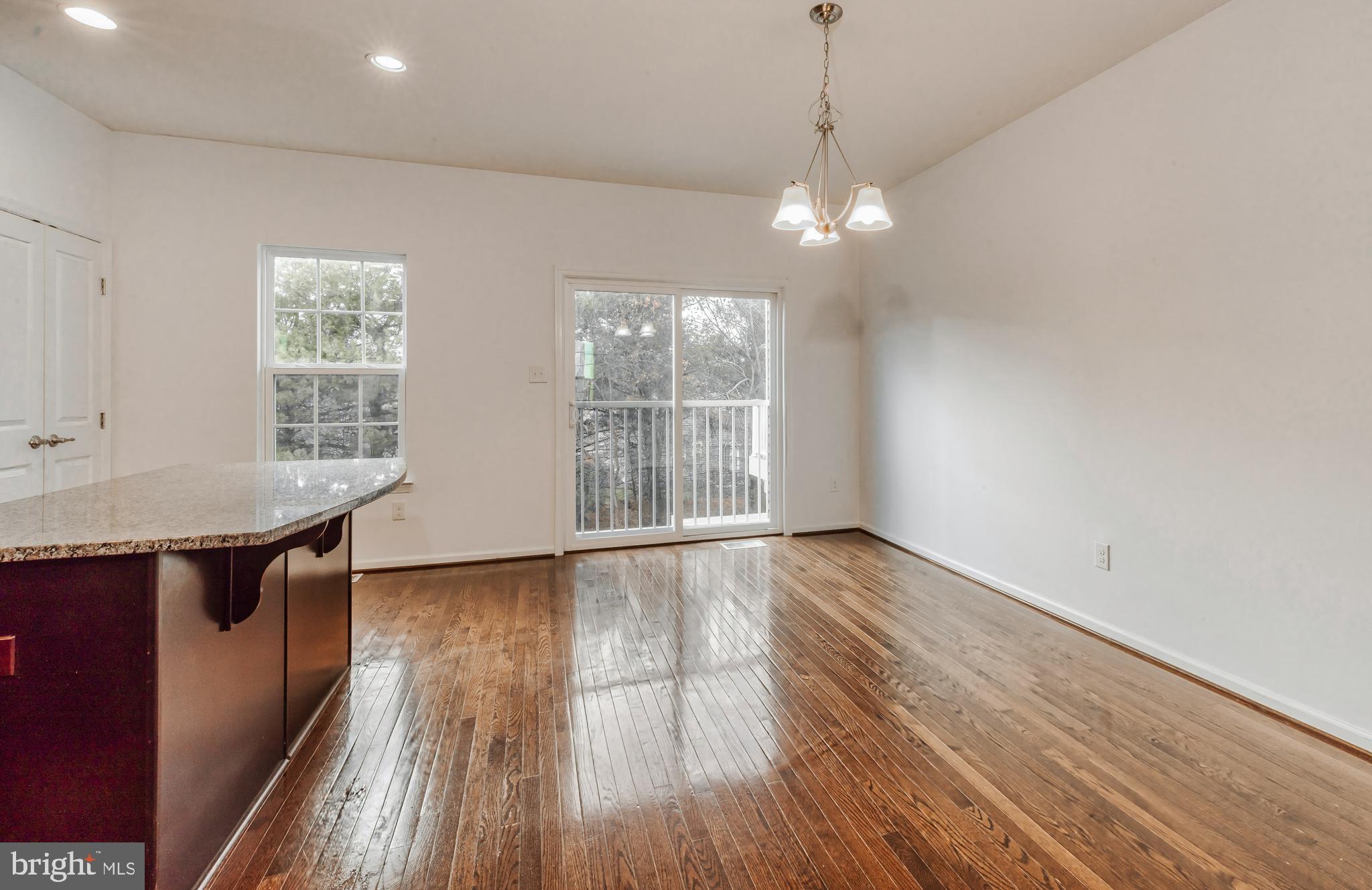 VILLAGES AT PARKE PL - Residential