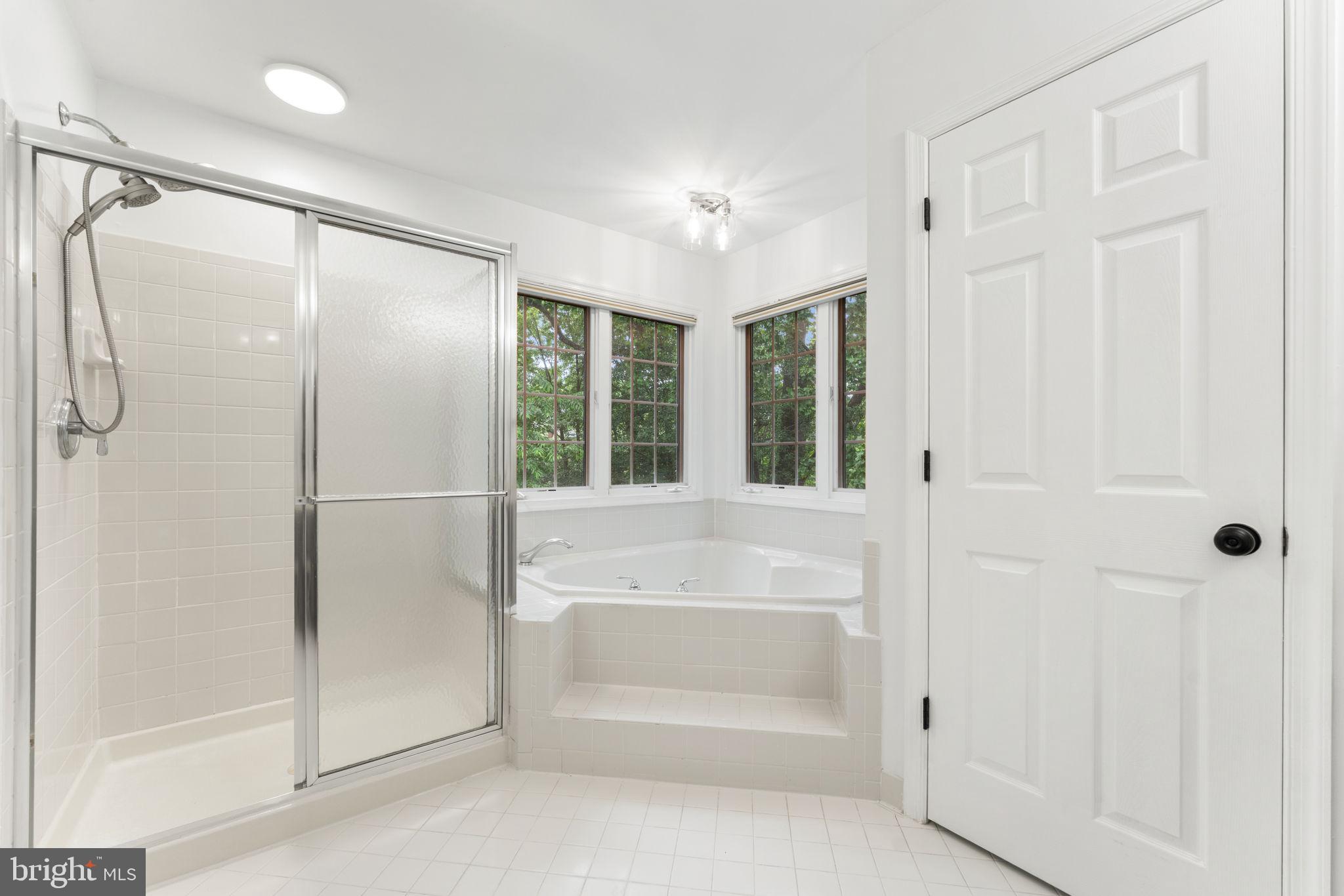 RANDOM HILLS LAND BAY - Residential