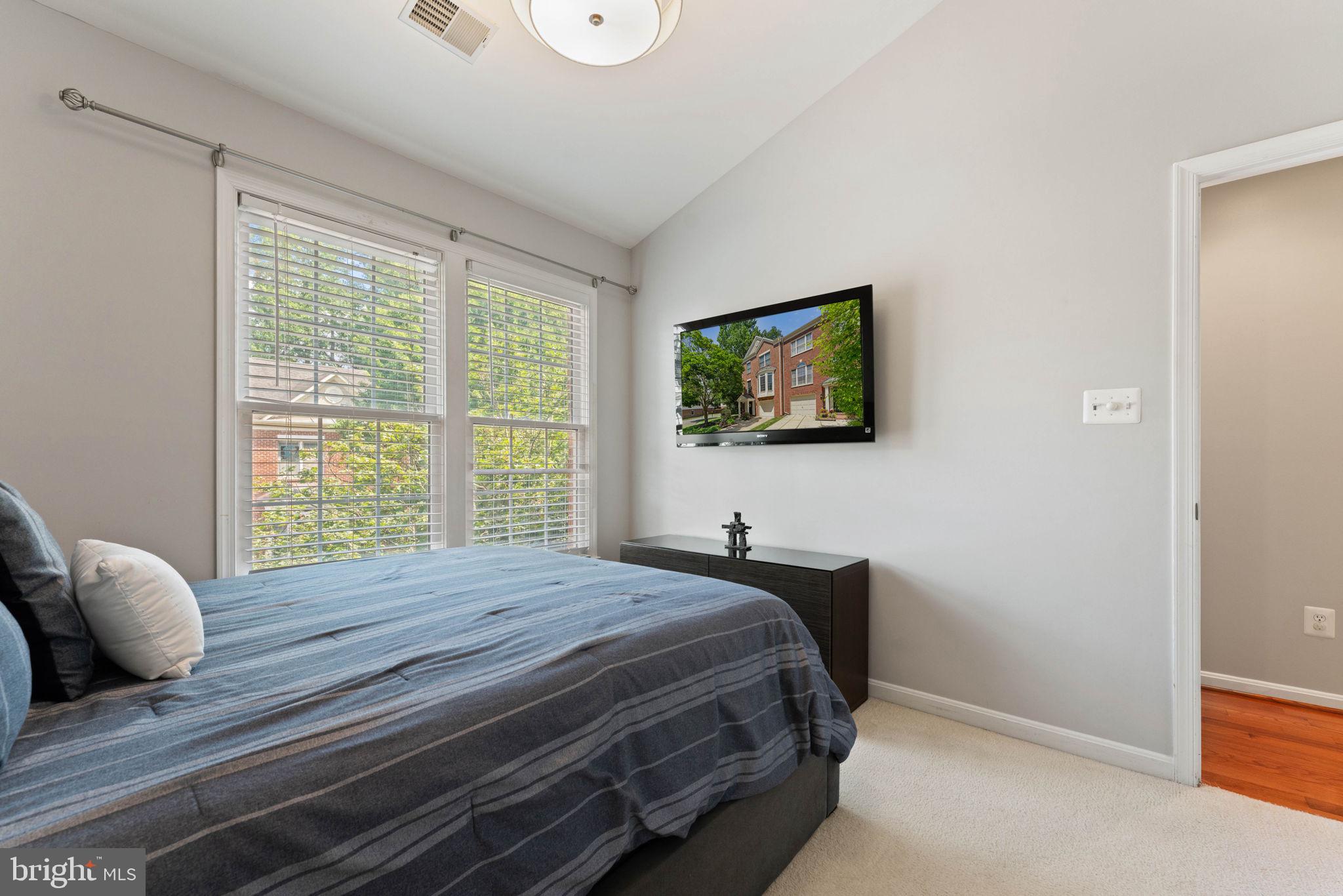 RANDOM HILLS LAND BAY - Residential