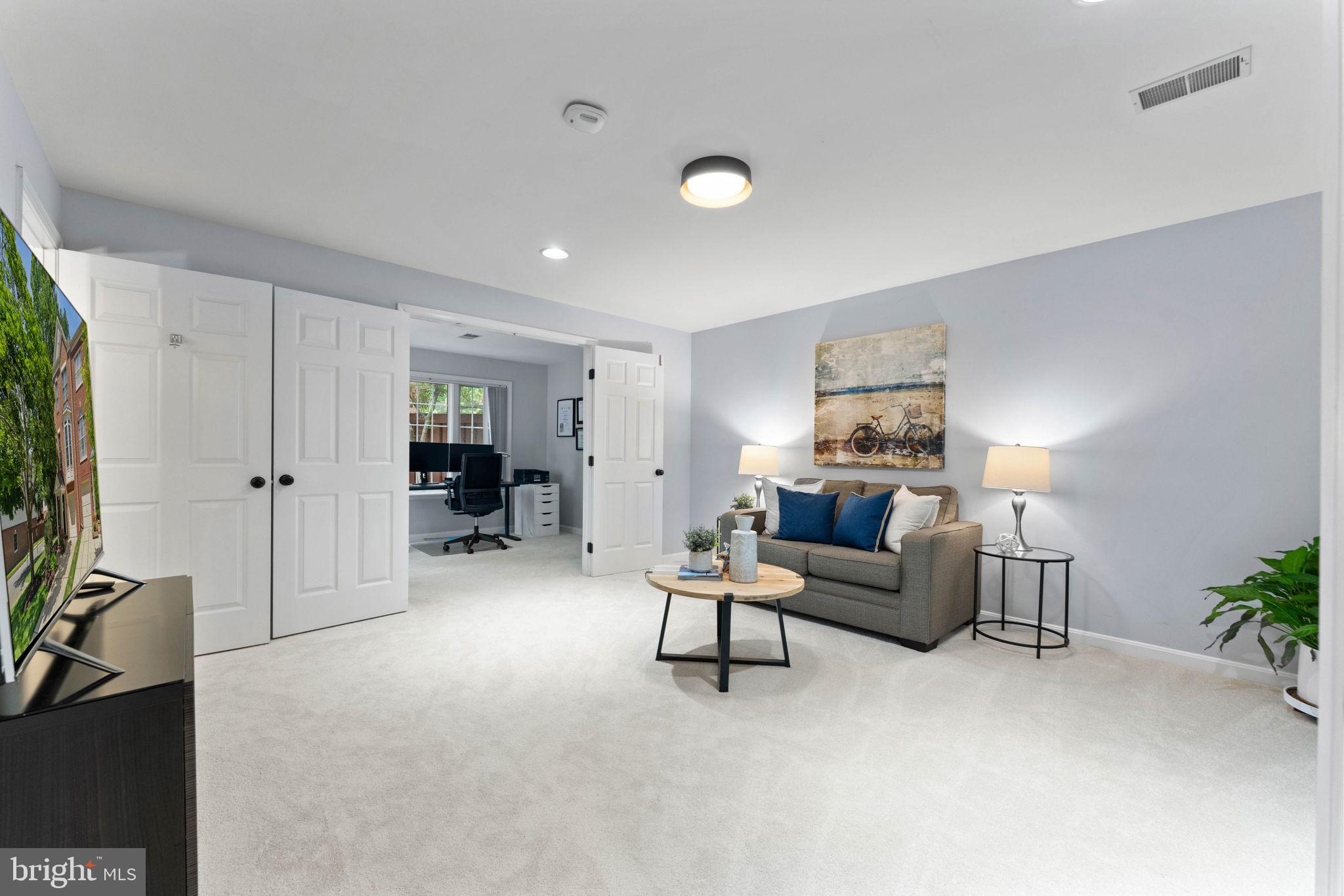 RANDOM HILLS LAND BAY - Residential