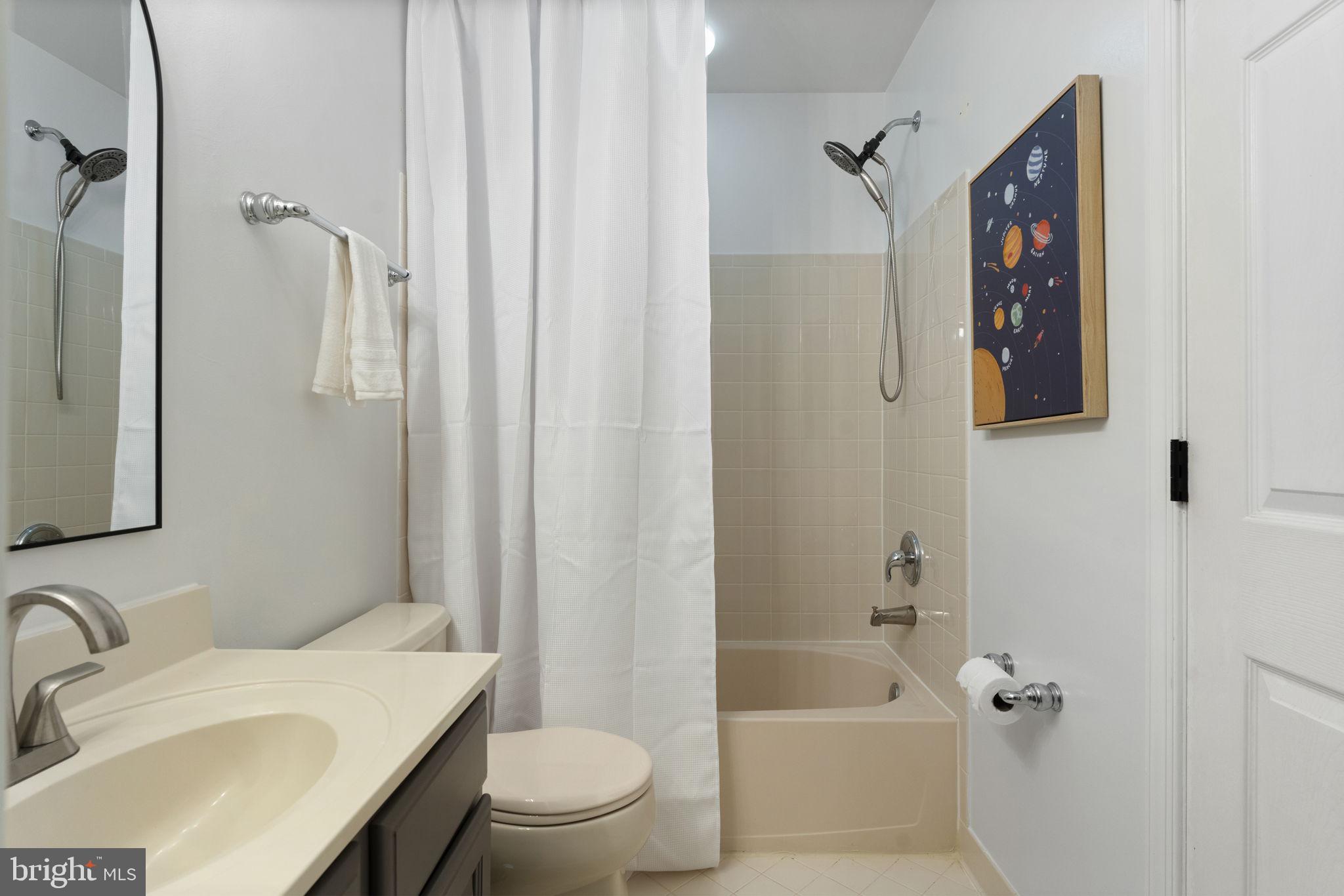 RANDOM HILLS LAND BAY - Residential