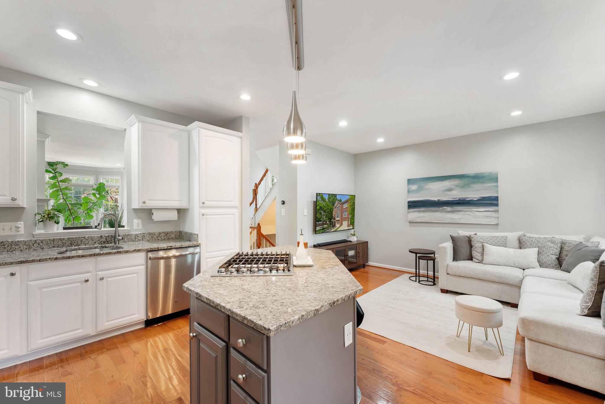 RANDOM HILLS LAND BAY - Residential