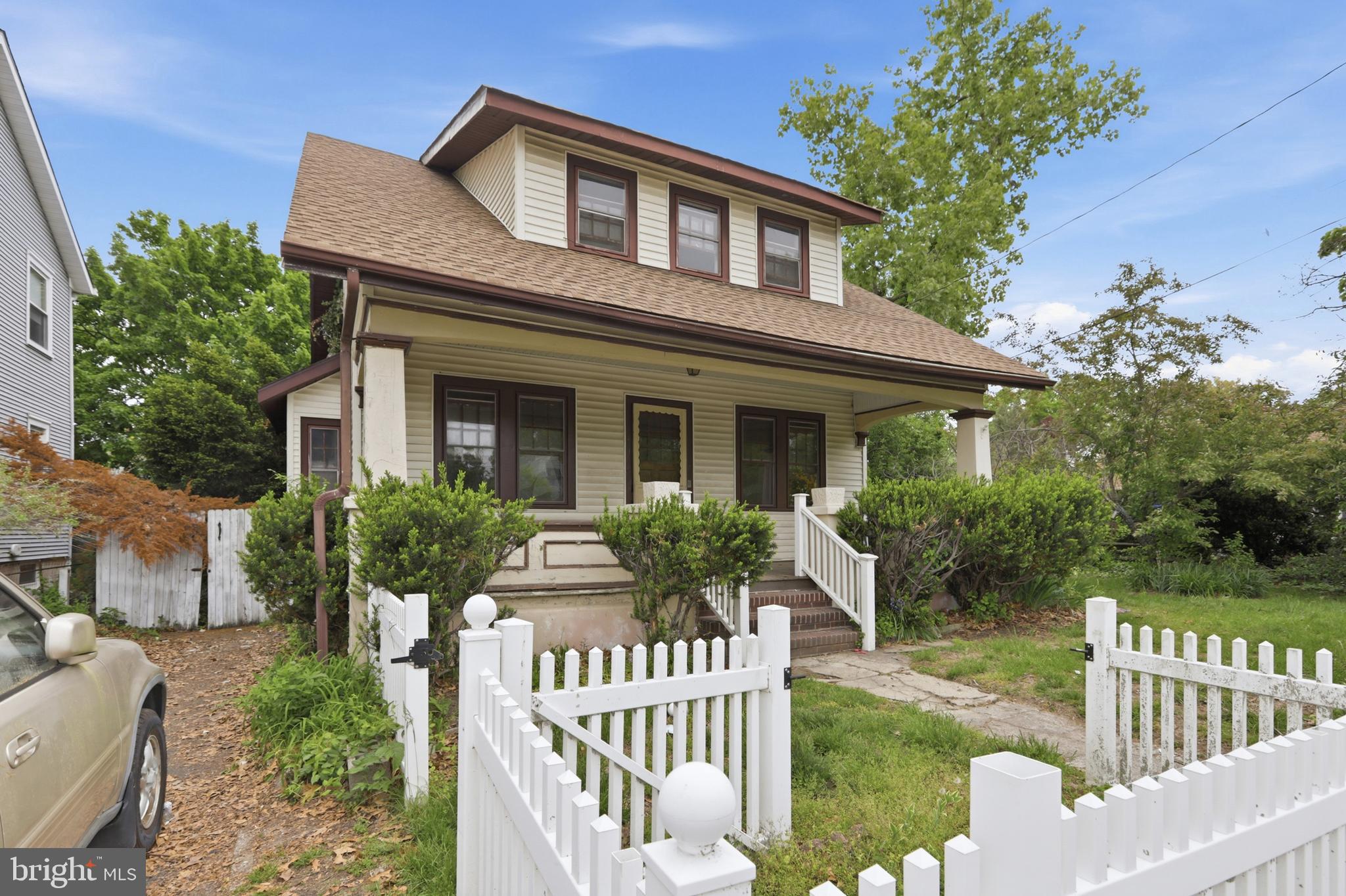 431 ALBANY AVENUE