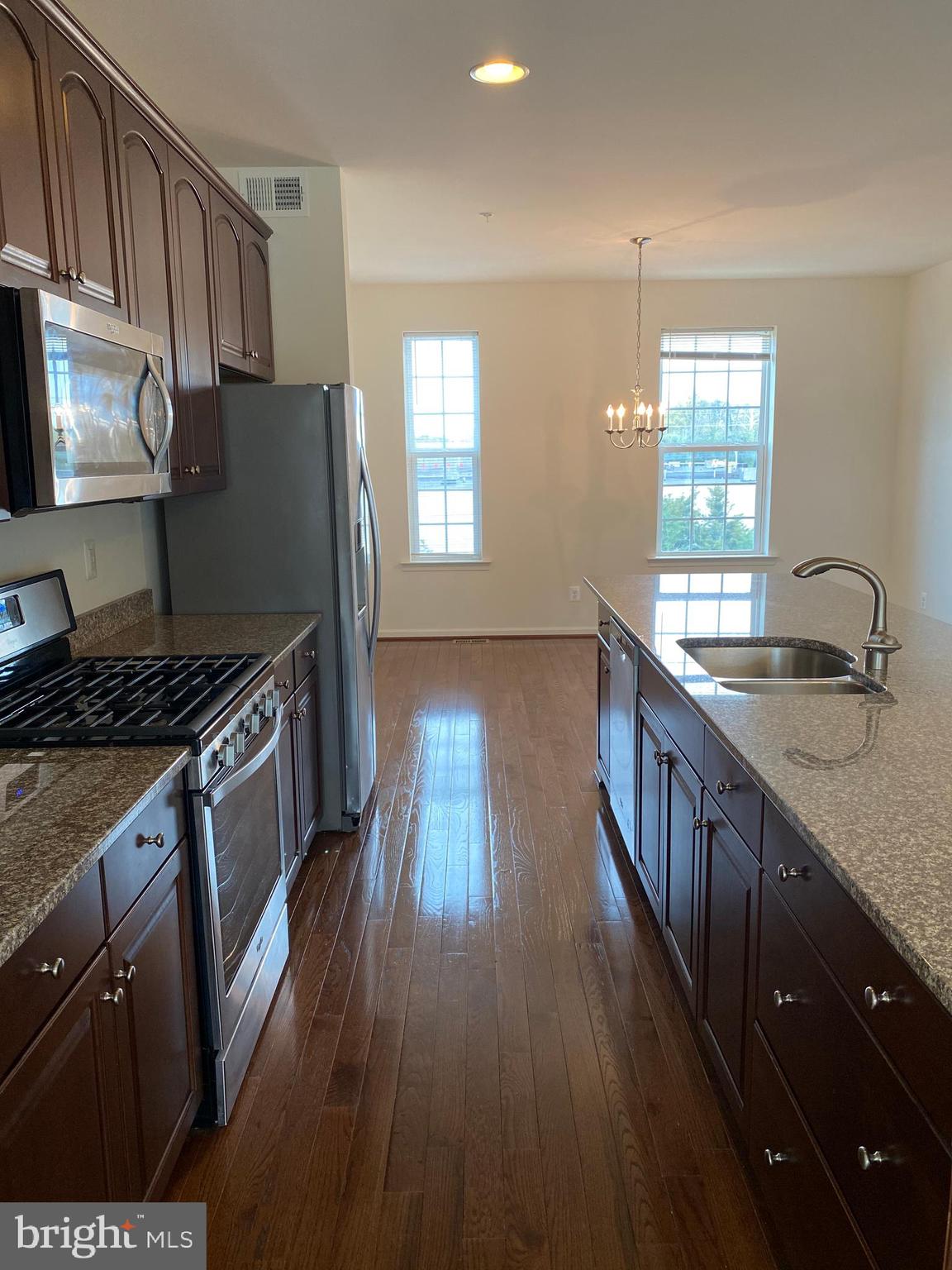 MORRIS PLACE - Residential Lease