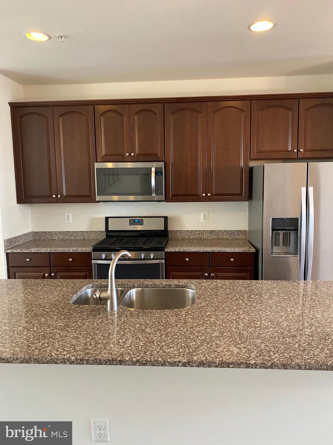 MORRIS PLACE - Residential Lease