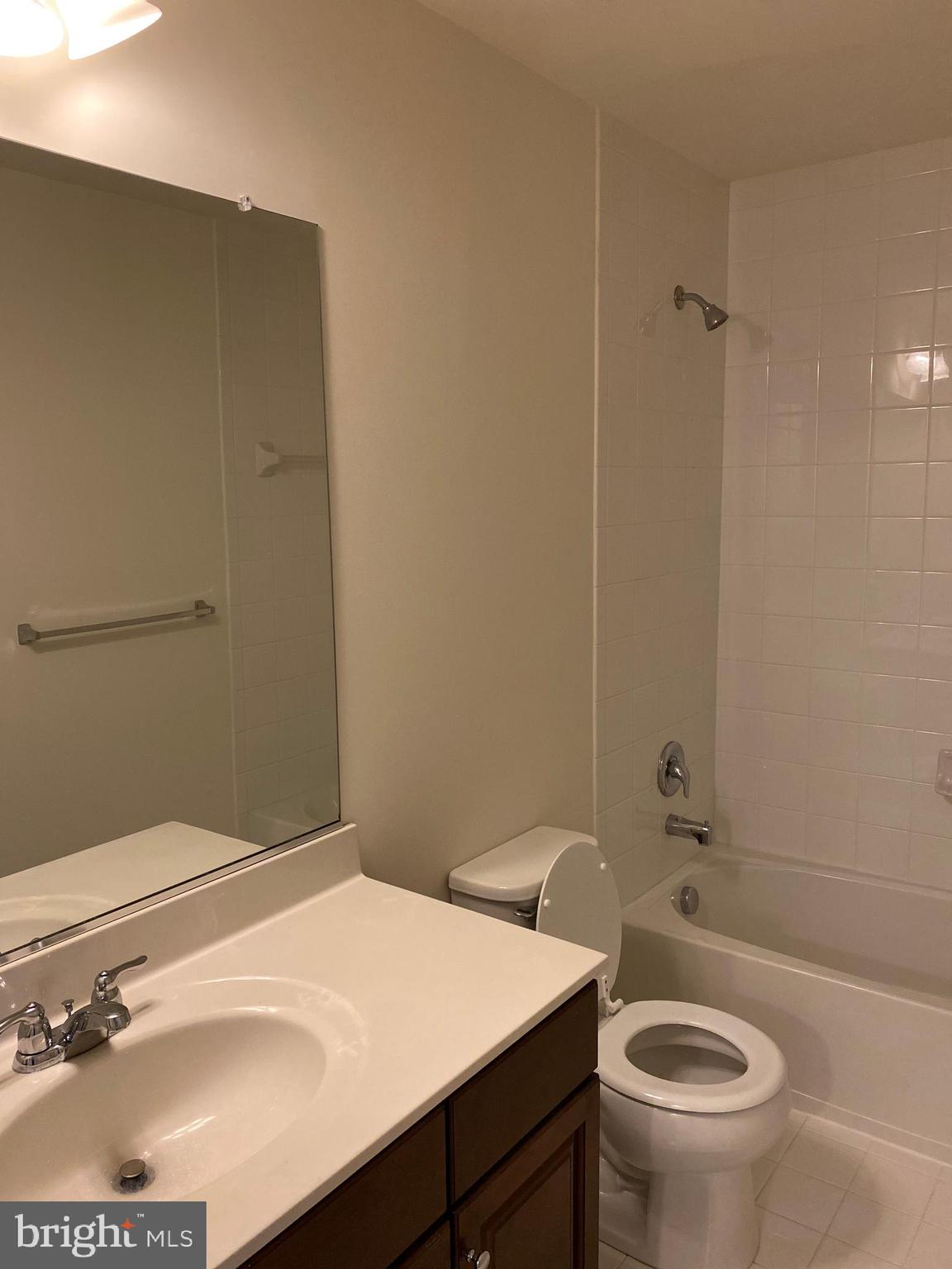 MORRIS PLACE - Residential Lease