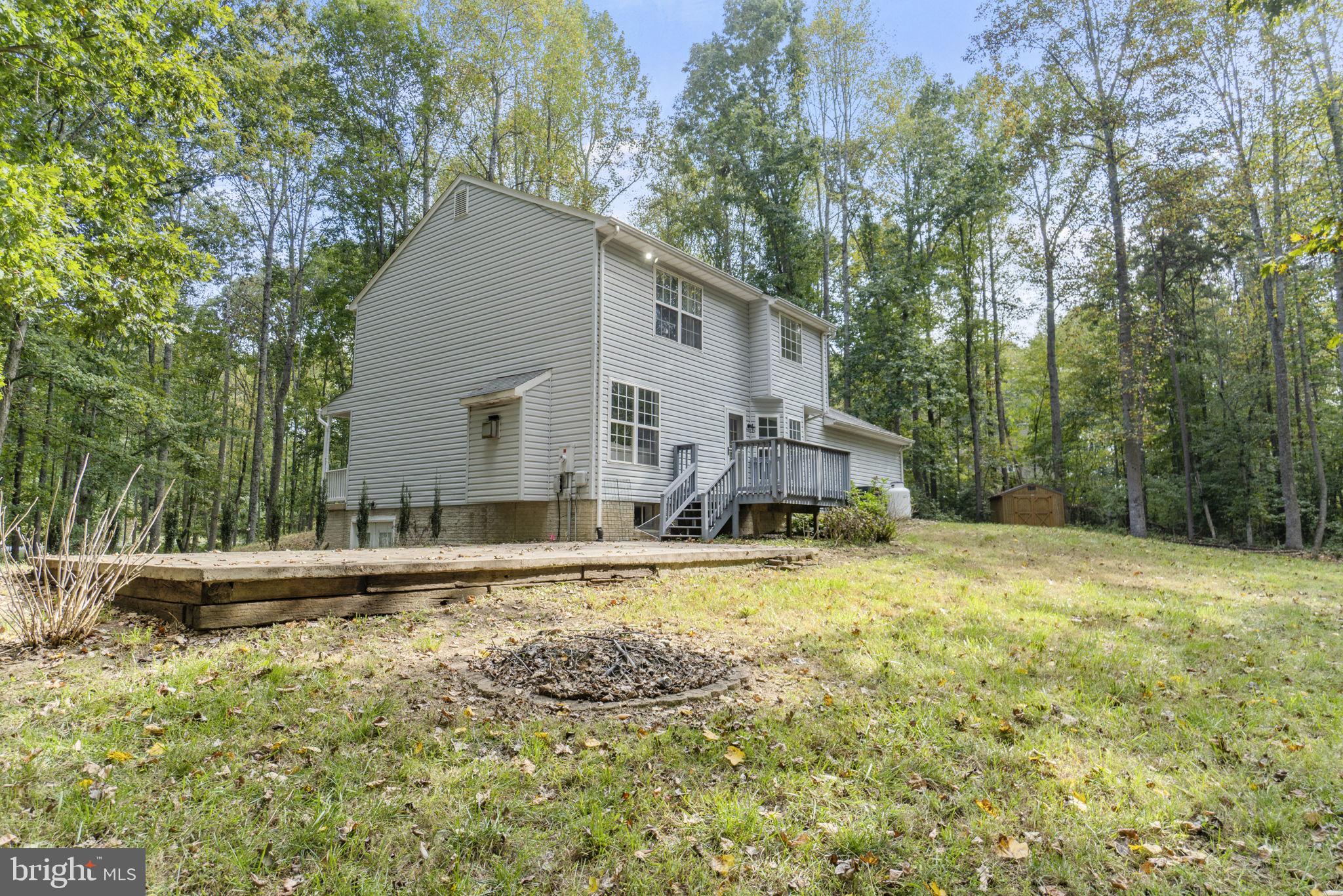 DUTCH HOLLOW - Residential