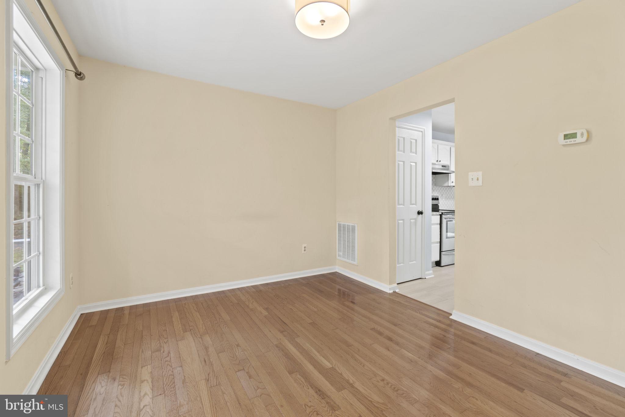 DUTCH HOLLOW - Residential