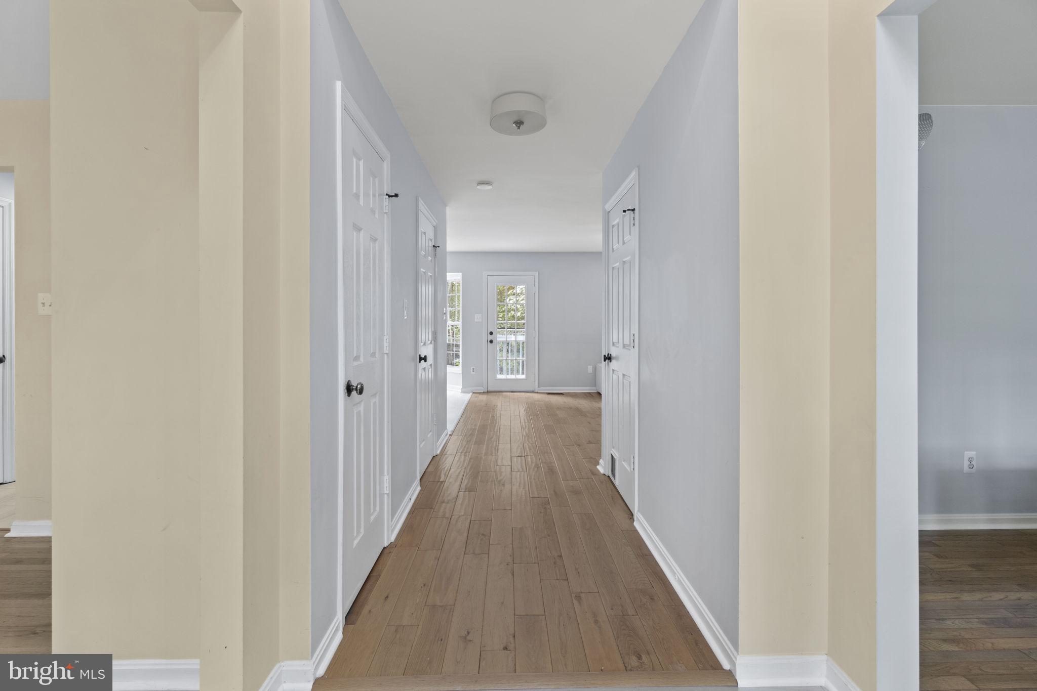 DUTCH HOLLOW - Residential