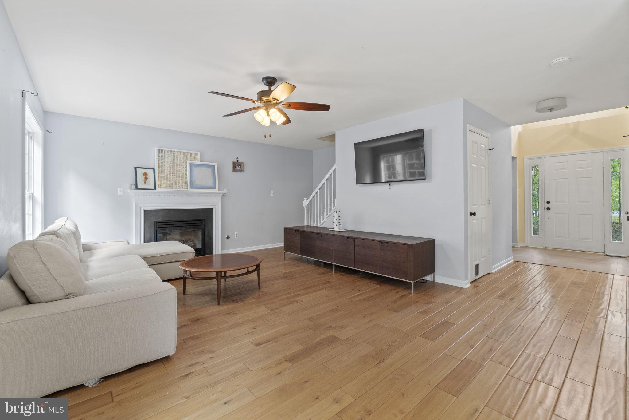 DUTCH HOLLOW - Residential