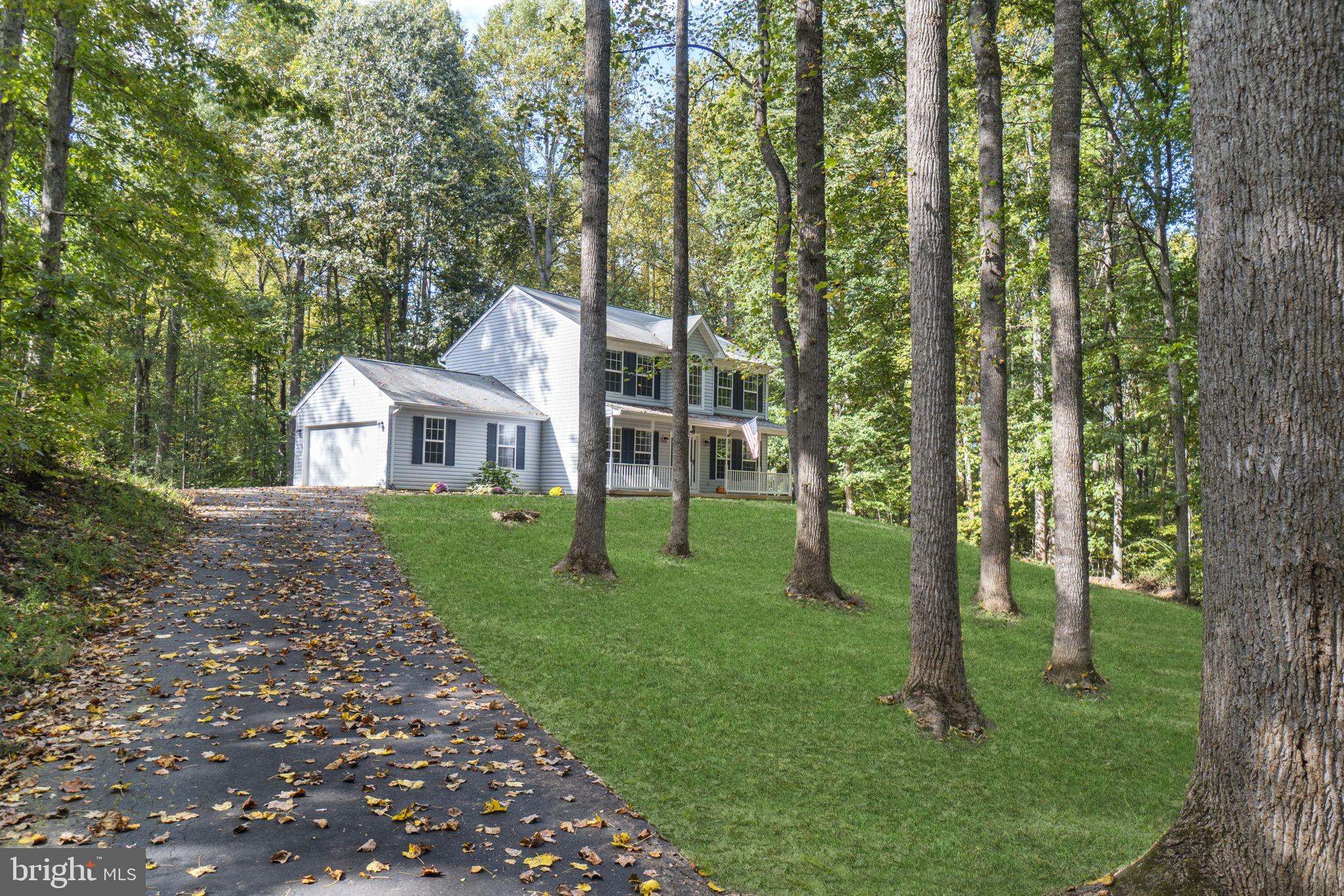 DUTCH HOLLOW - Residential