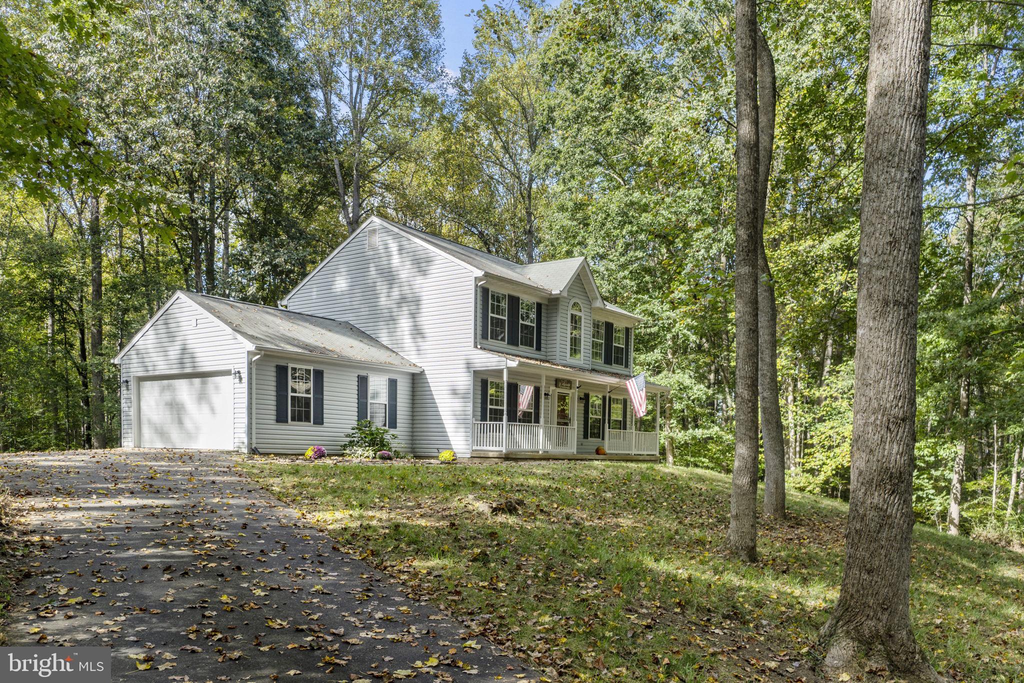 DUTCH HOLLOW - Residential