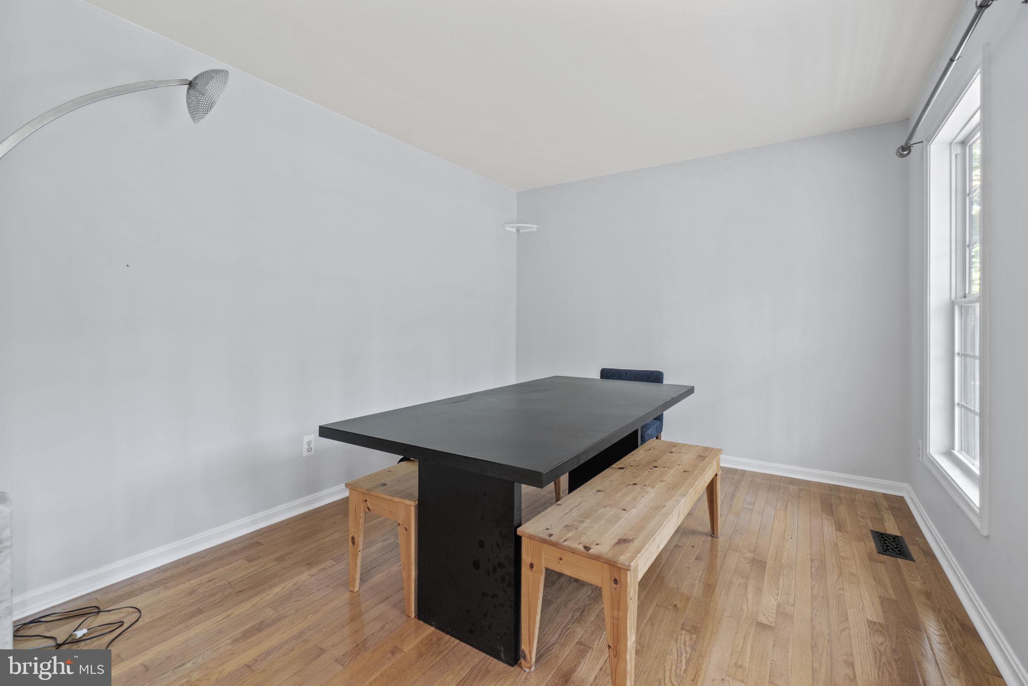 DUTCH HOLLOW - Residential