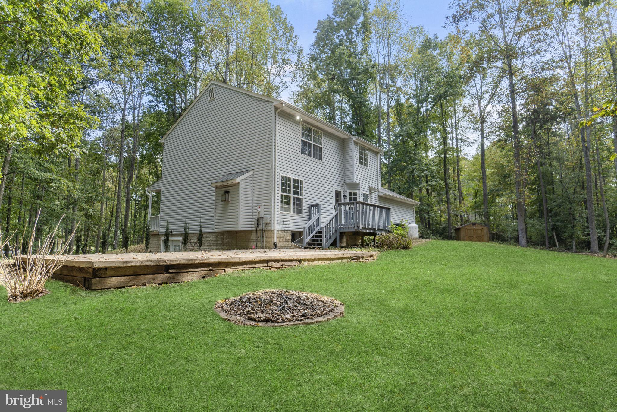 DUTCH HOLLOW - Residential