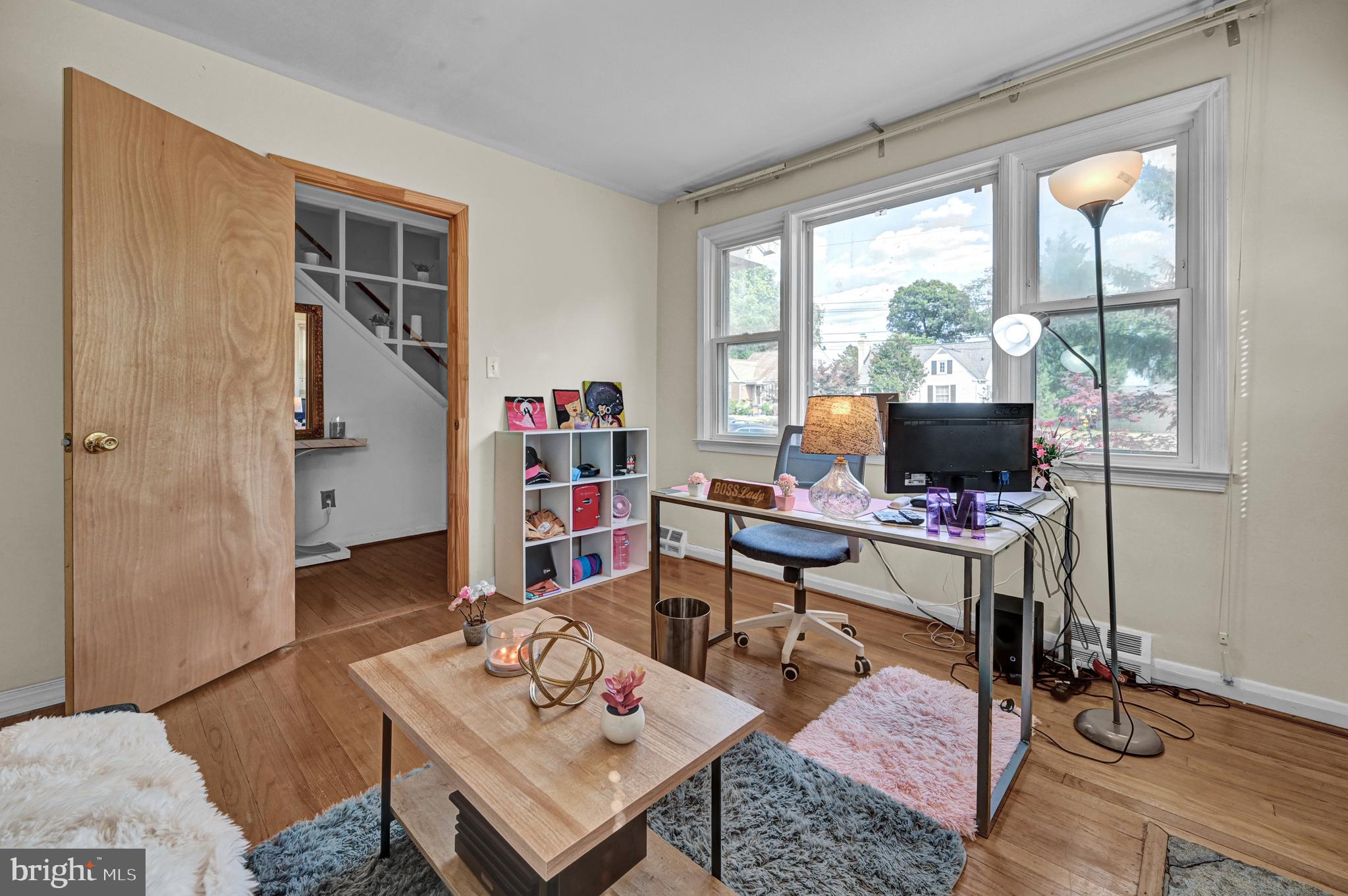 WILLOWDALE - Residential