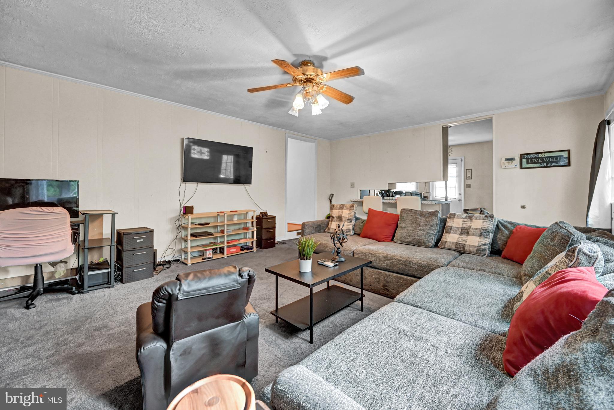 WILLOWDALE - Residential