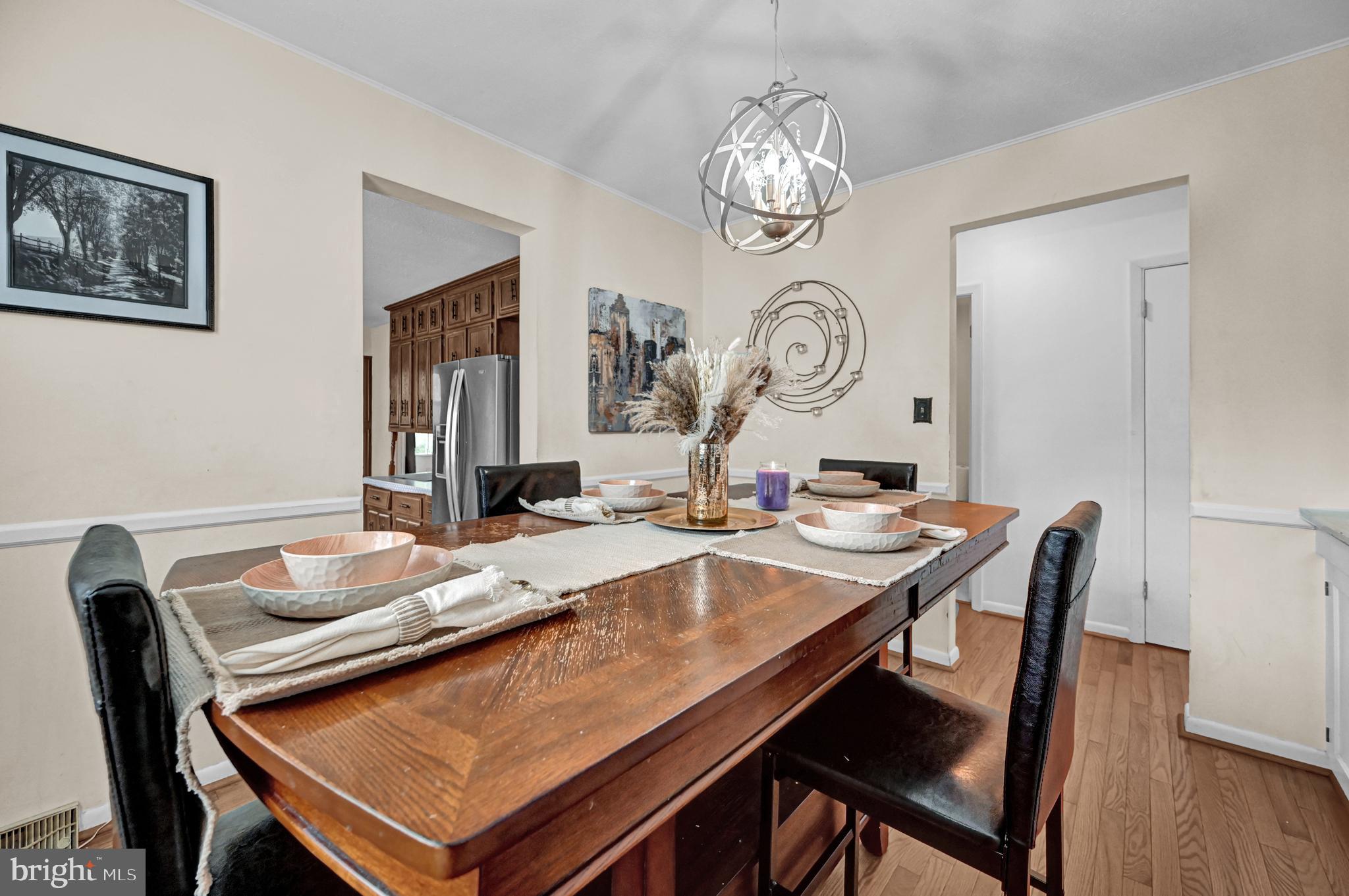 WILLOWDALE - Residential