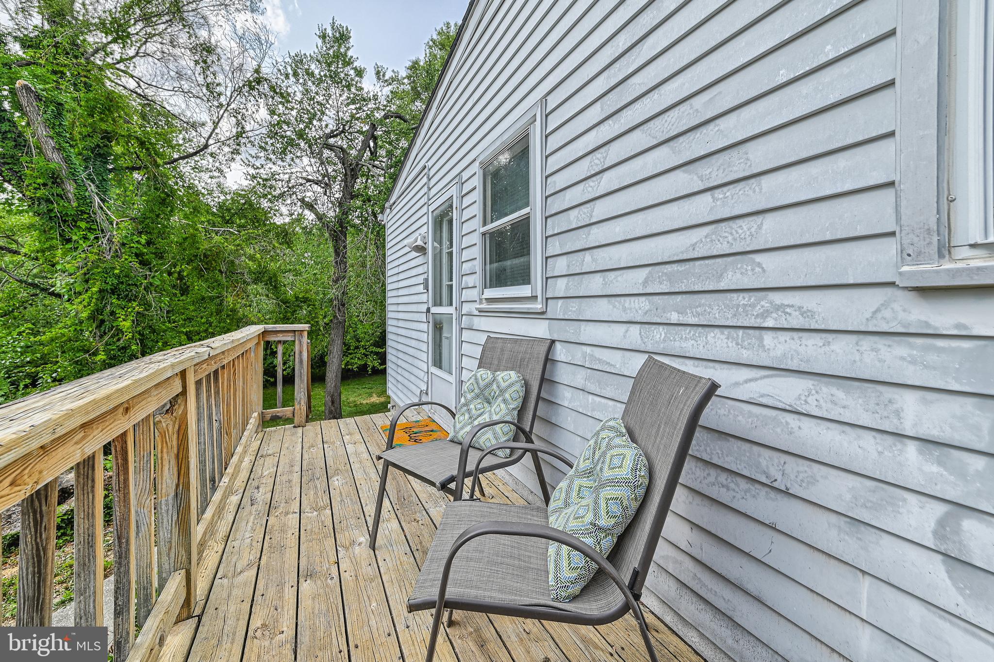 WILLOWDALE - Residential