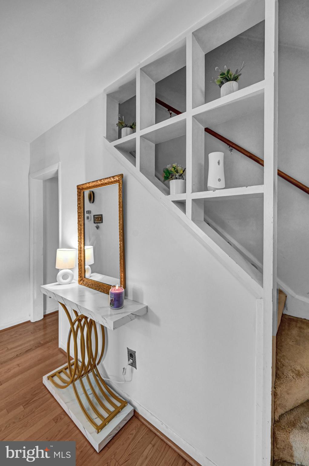 WILLOWDALE - Residential