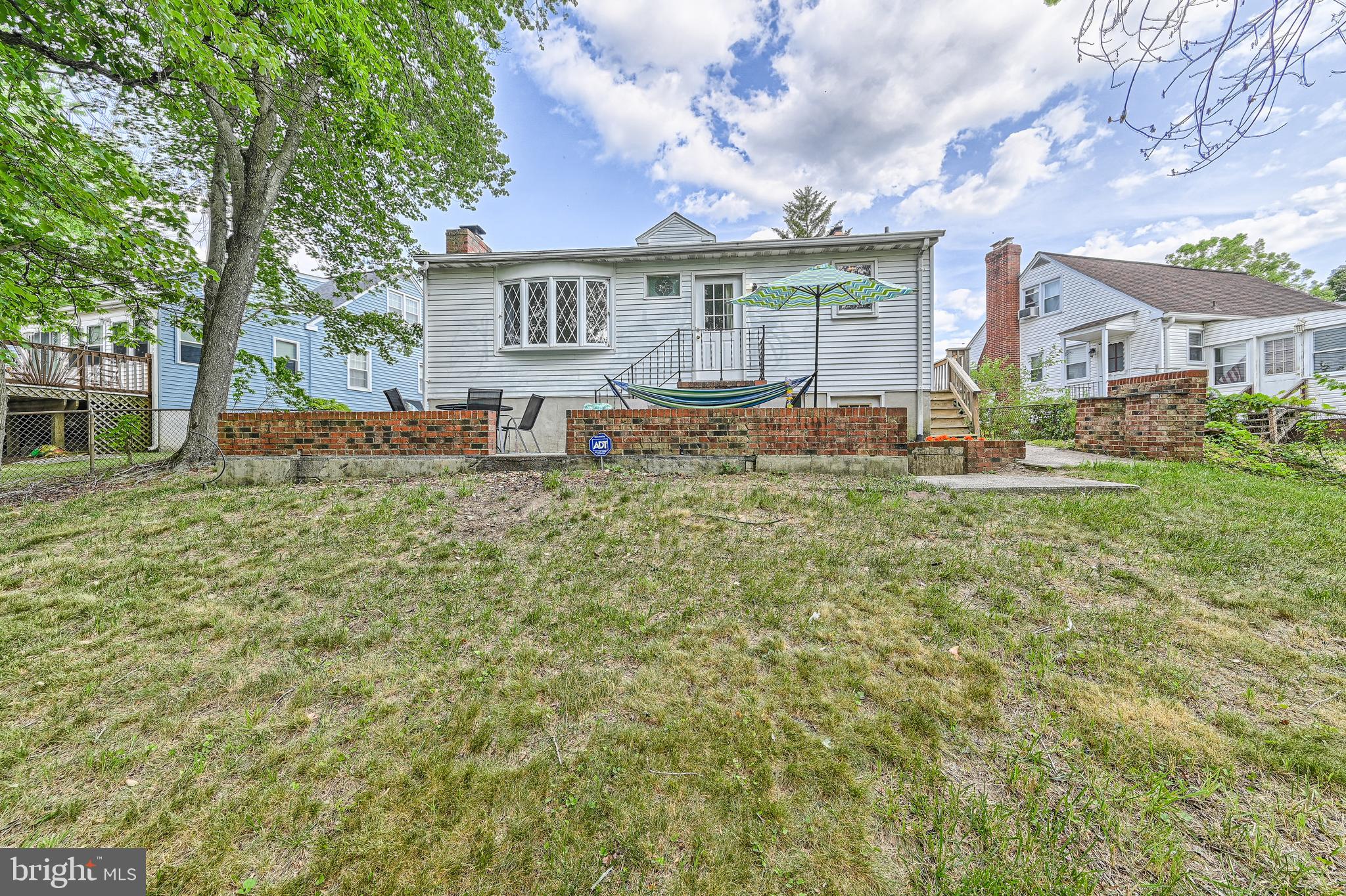 WILLOWDALE - Residential