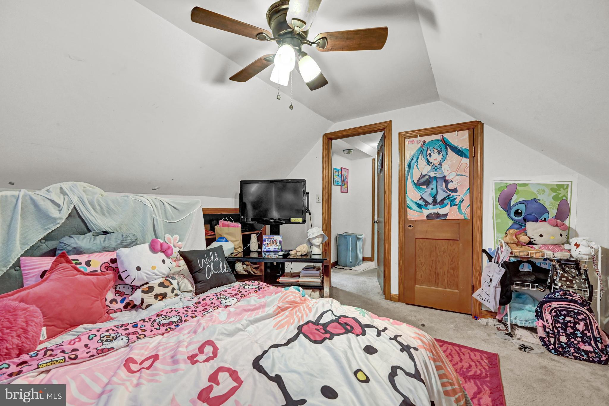 WILLOWDALE - Residential