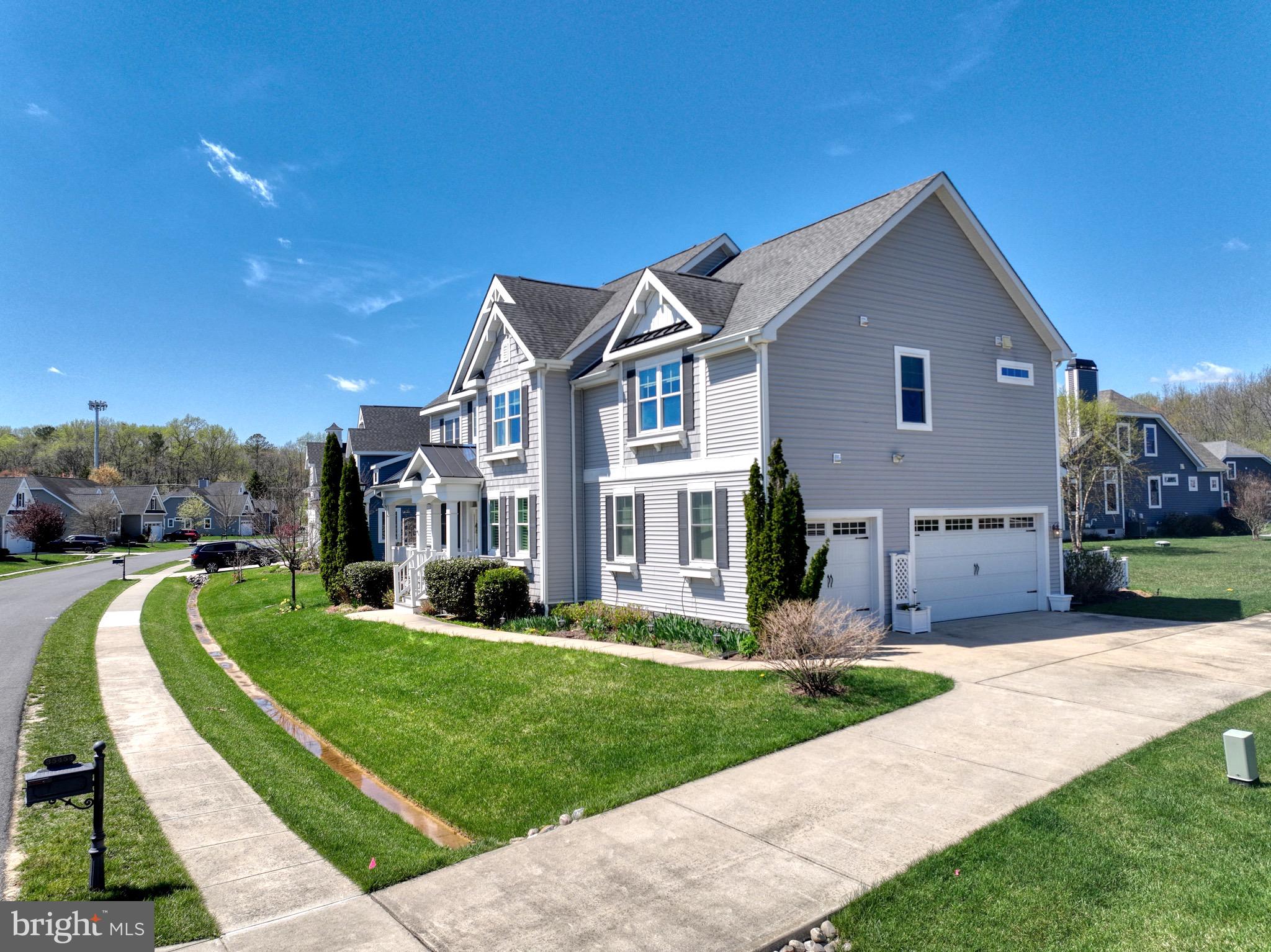 SAWGRASS AT WHITE OAK CREEK - Residential