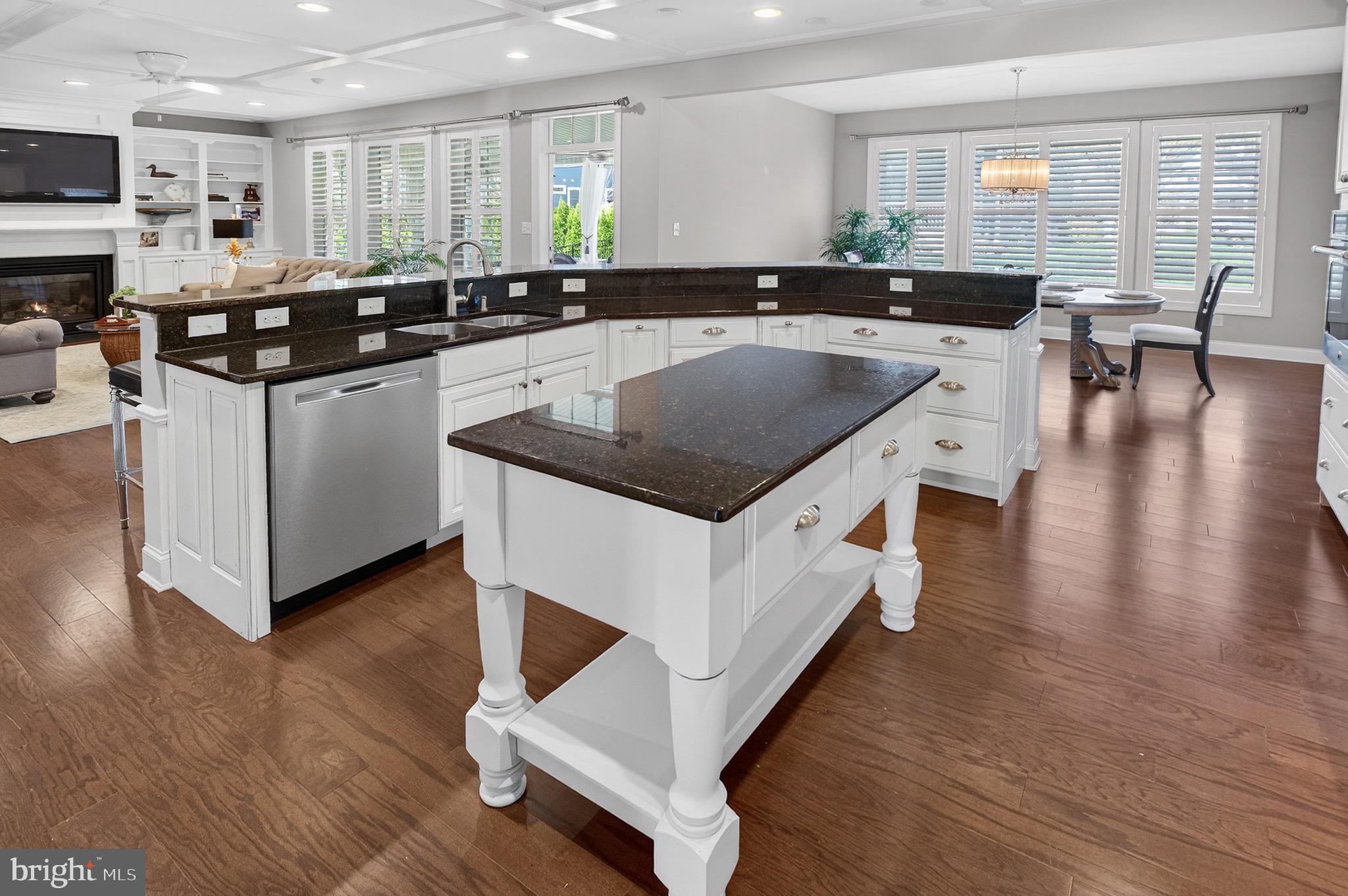 SAWGRASS AT WHITE OAK CREEK - Residential