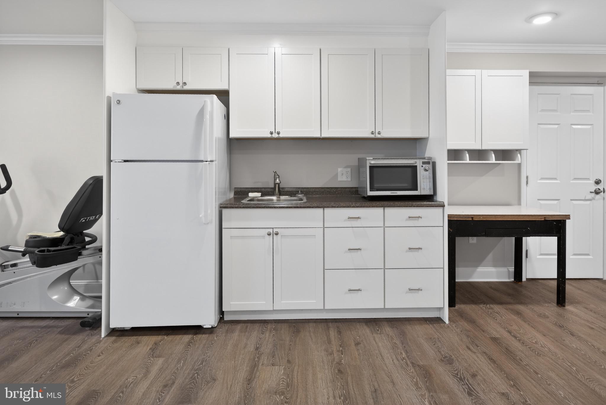 SAWGRASS AT WHITE OAK CREEK - Residential