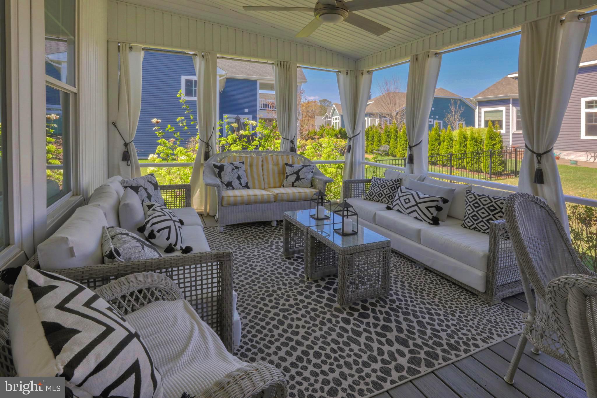 SAWGRASS AT WHITE OAK CREEK - Residential