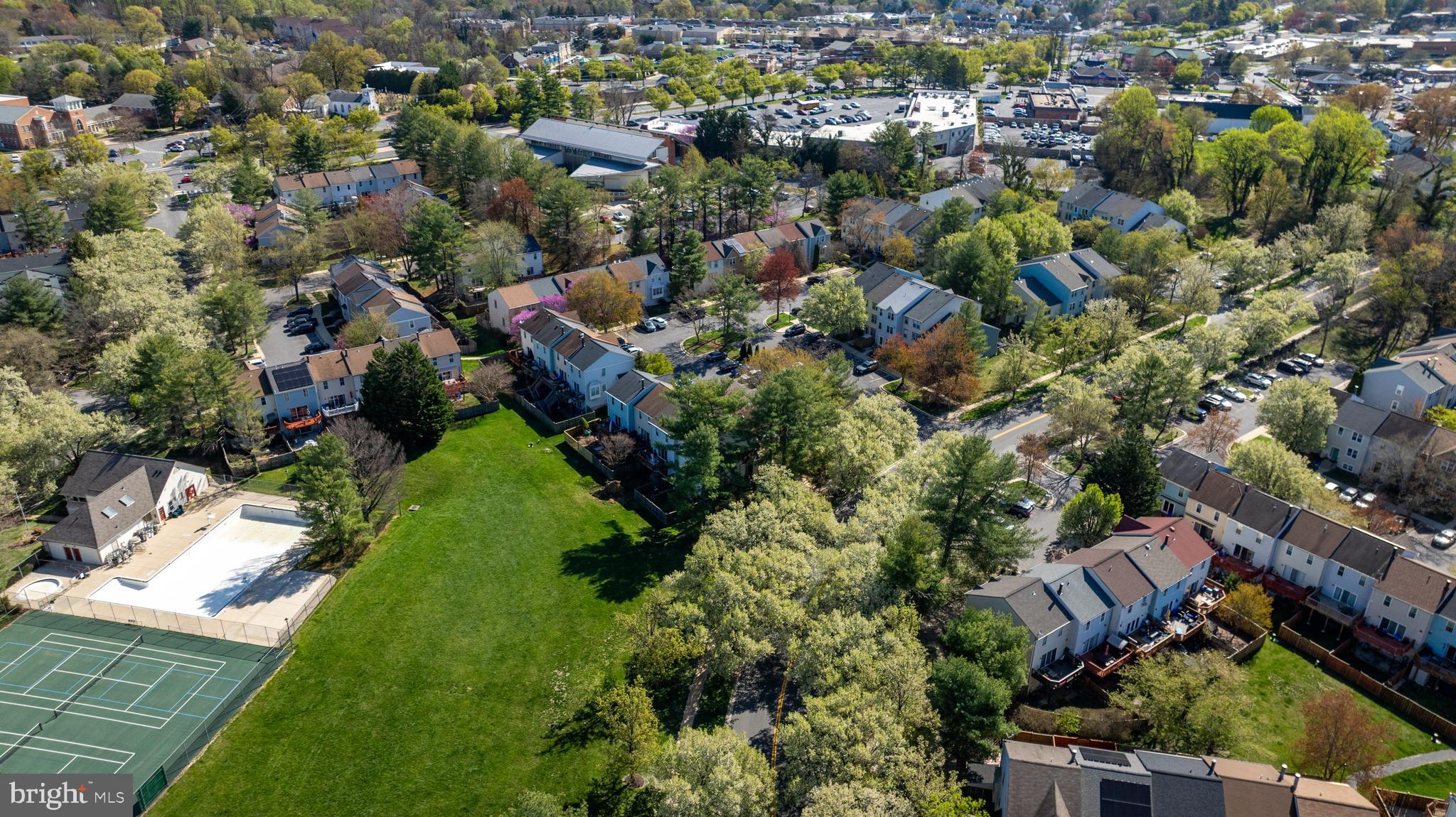 HOMELAND VILLAGE - Residential