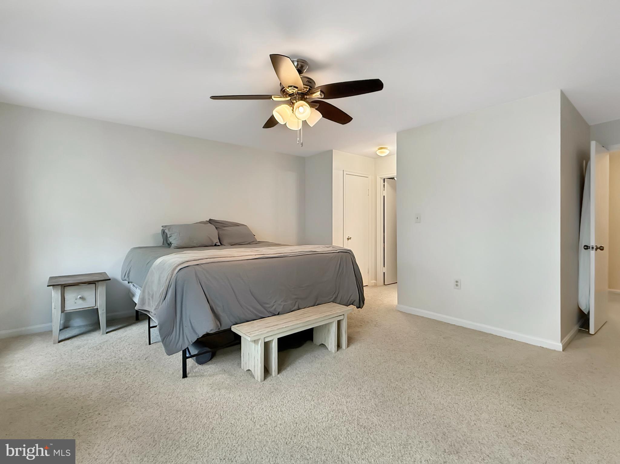 HOMELAND VILLAGE - Residential