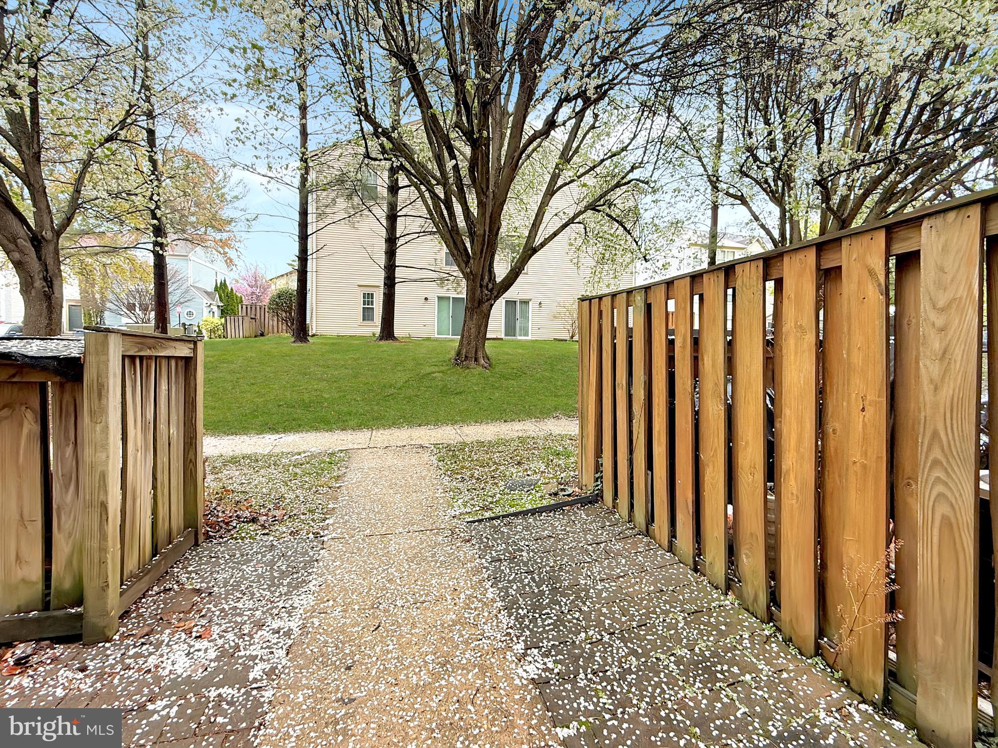 HOMELAND VILLAGE - Residential