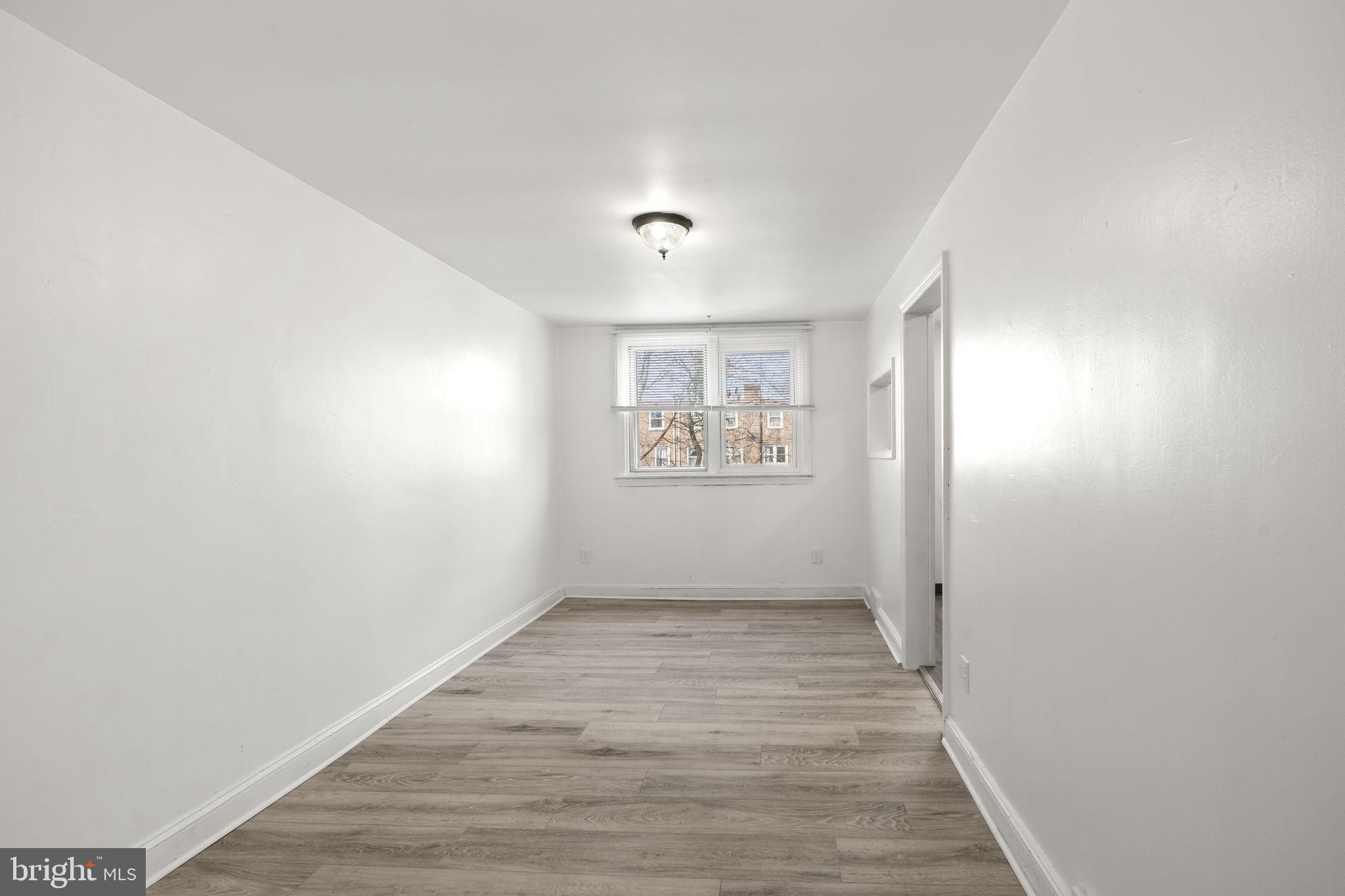 EDGEMONT PARK - Residential