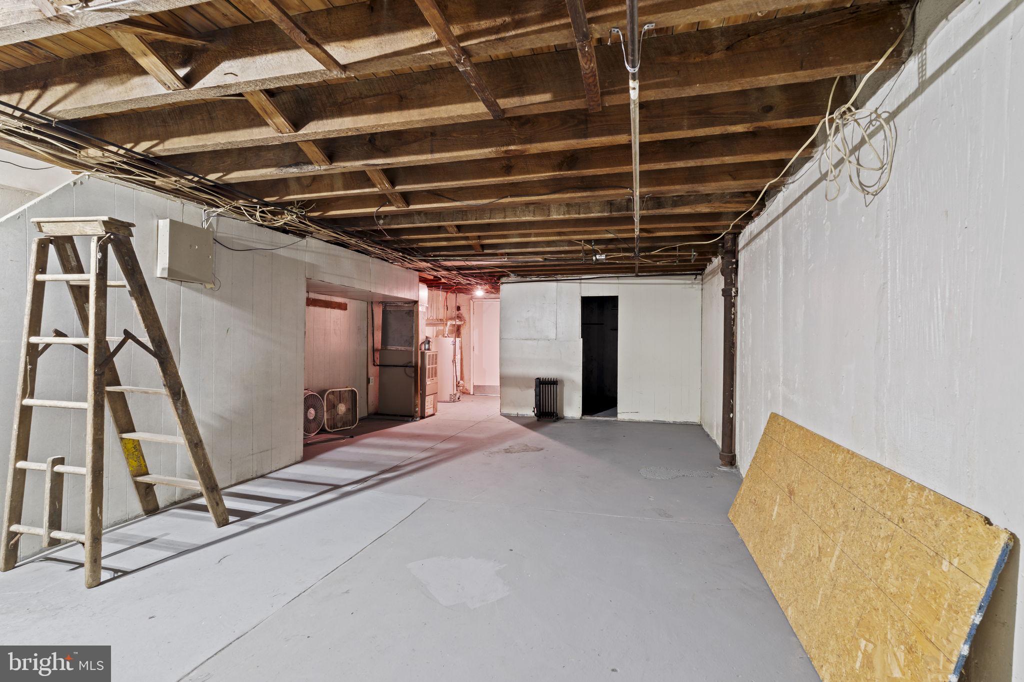 EDGEMONT PARK - Residential