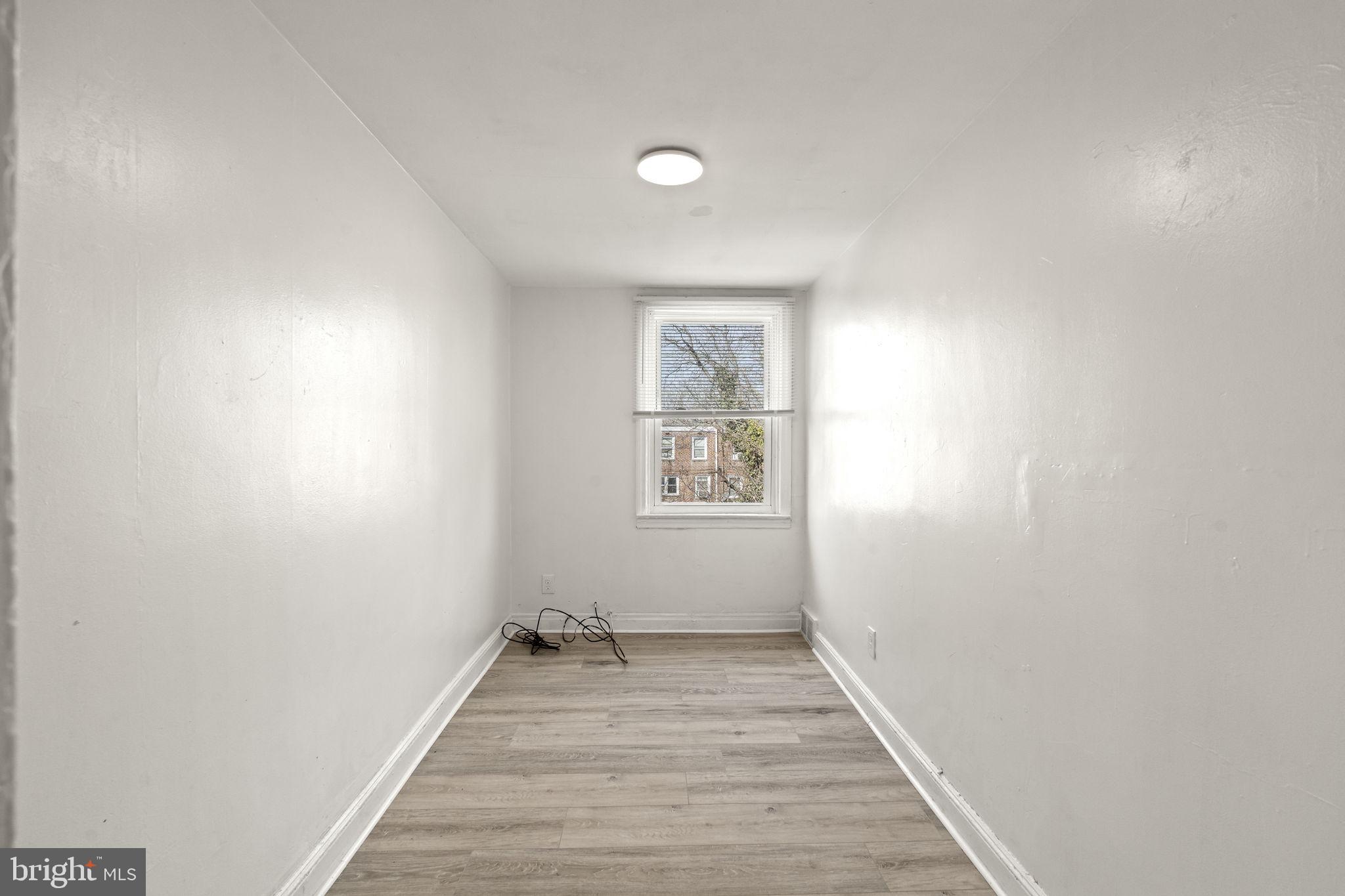 EDGEMONT PARK - Residential