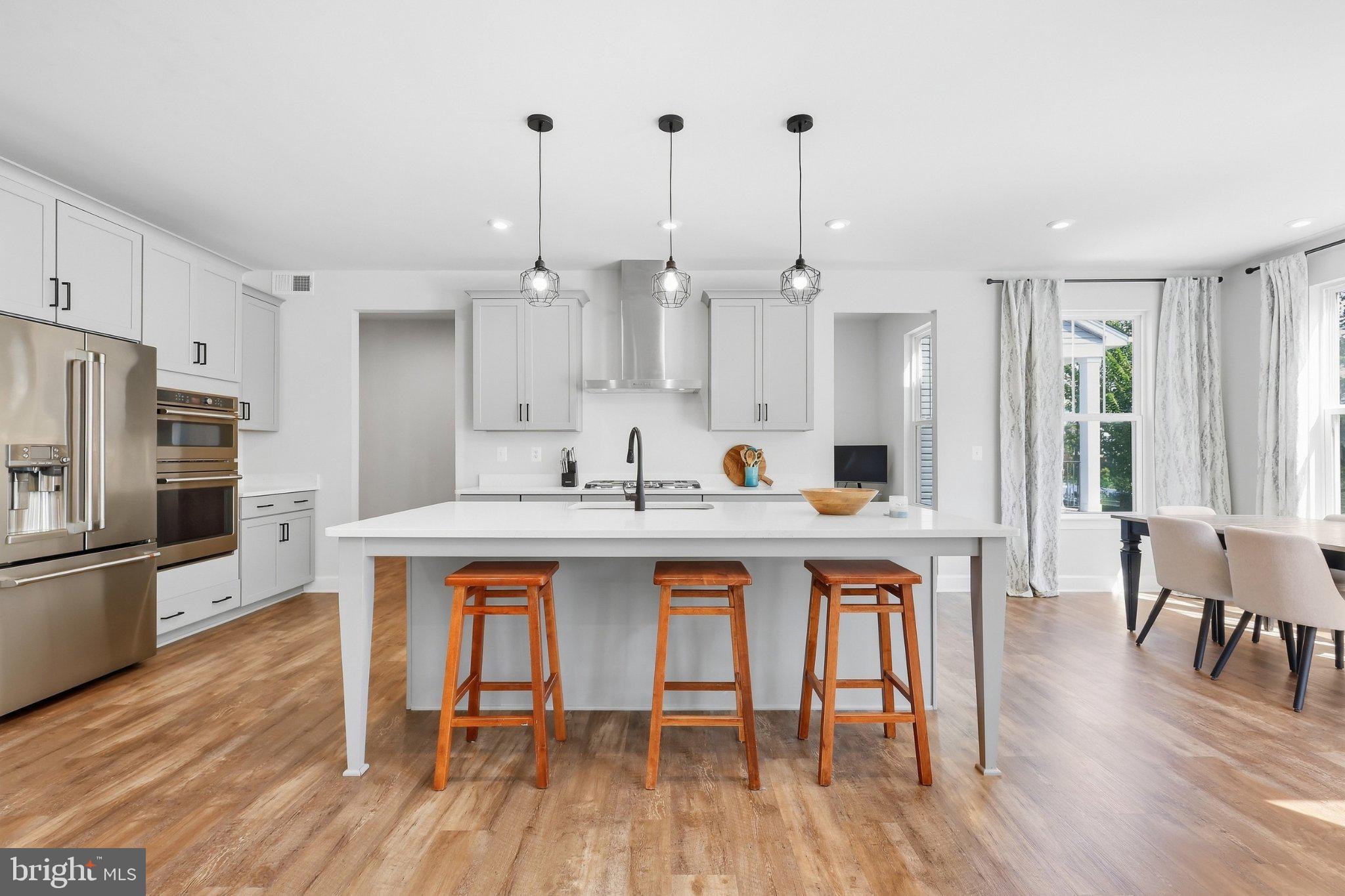 125 HIBISCUS DRIVE