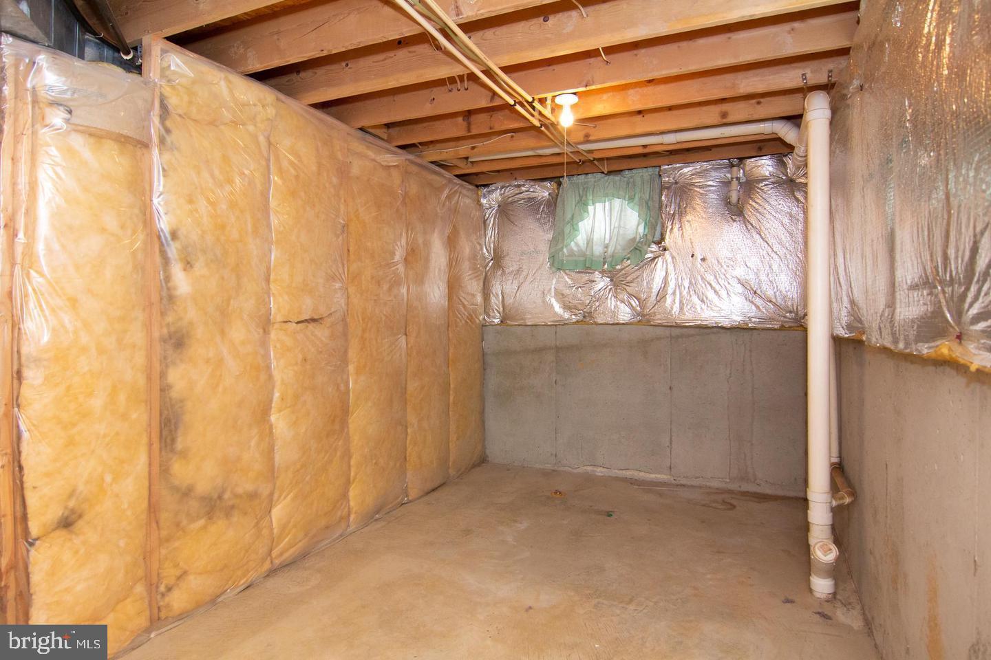 WINDSOR VIEW ESTATES - Residential