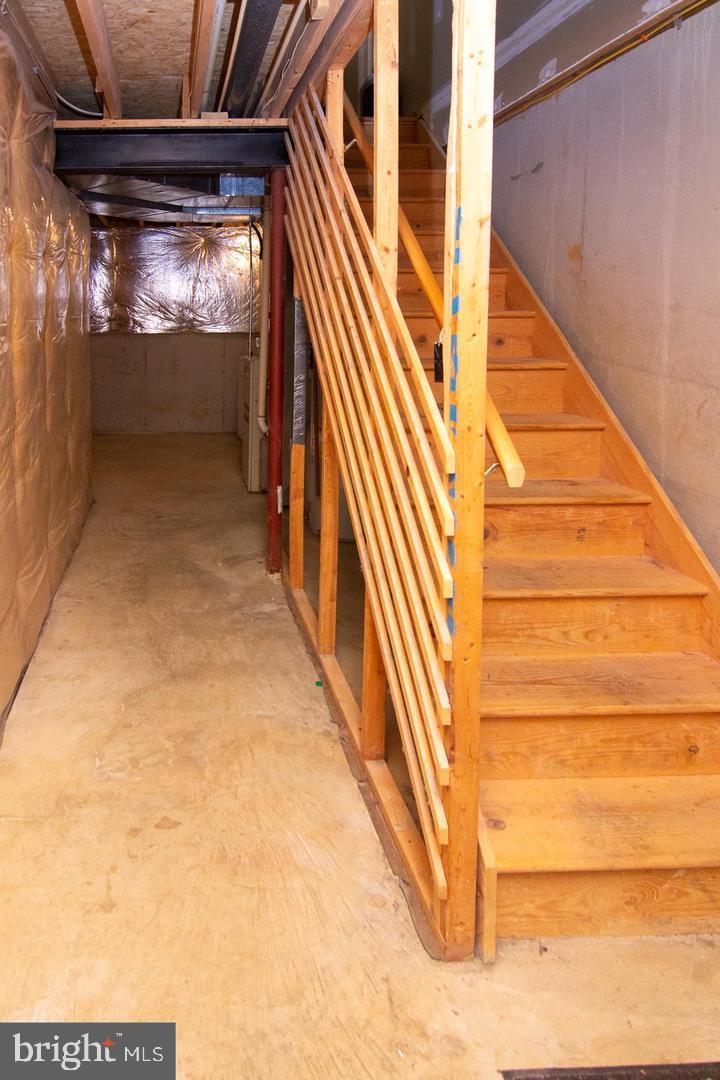 WINDSOR VIEW ESTATES - Residential