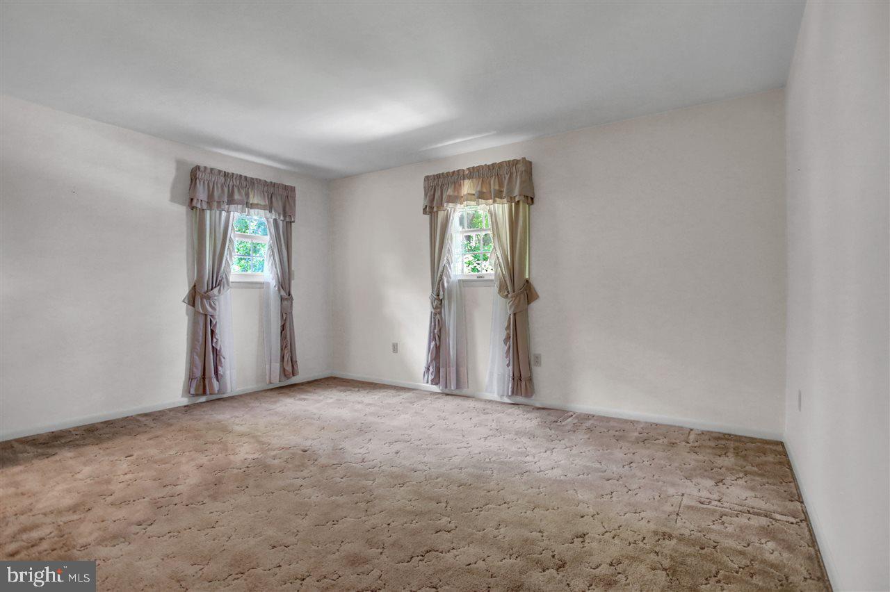 REIS ACRES ESTATES - Residential