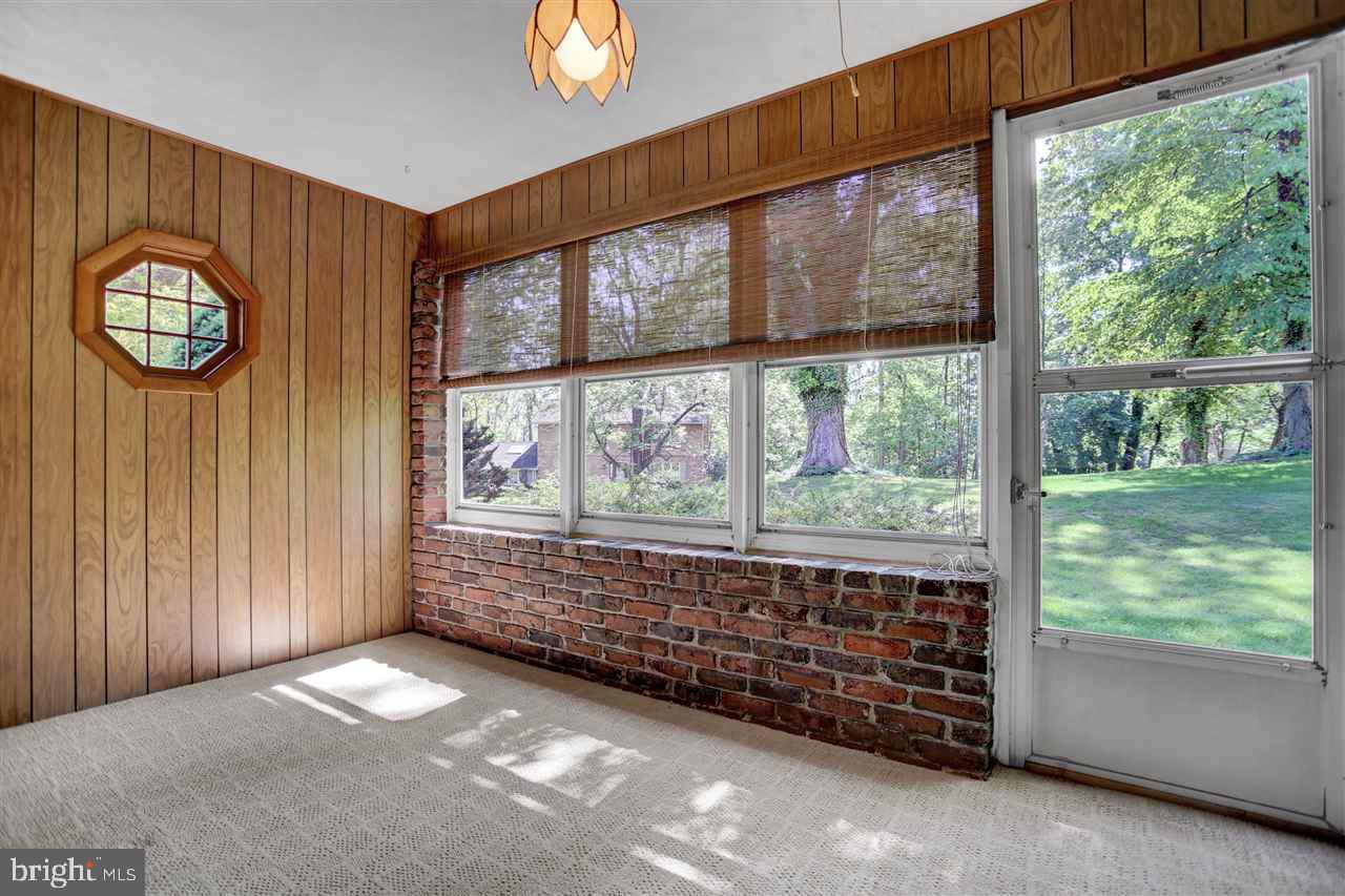 REIS ACRES ESTATES - Residential
