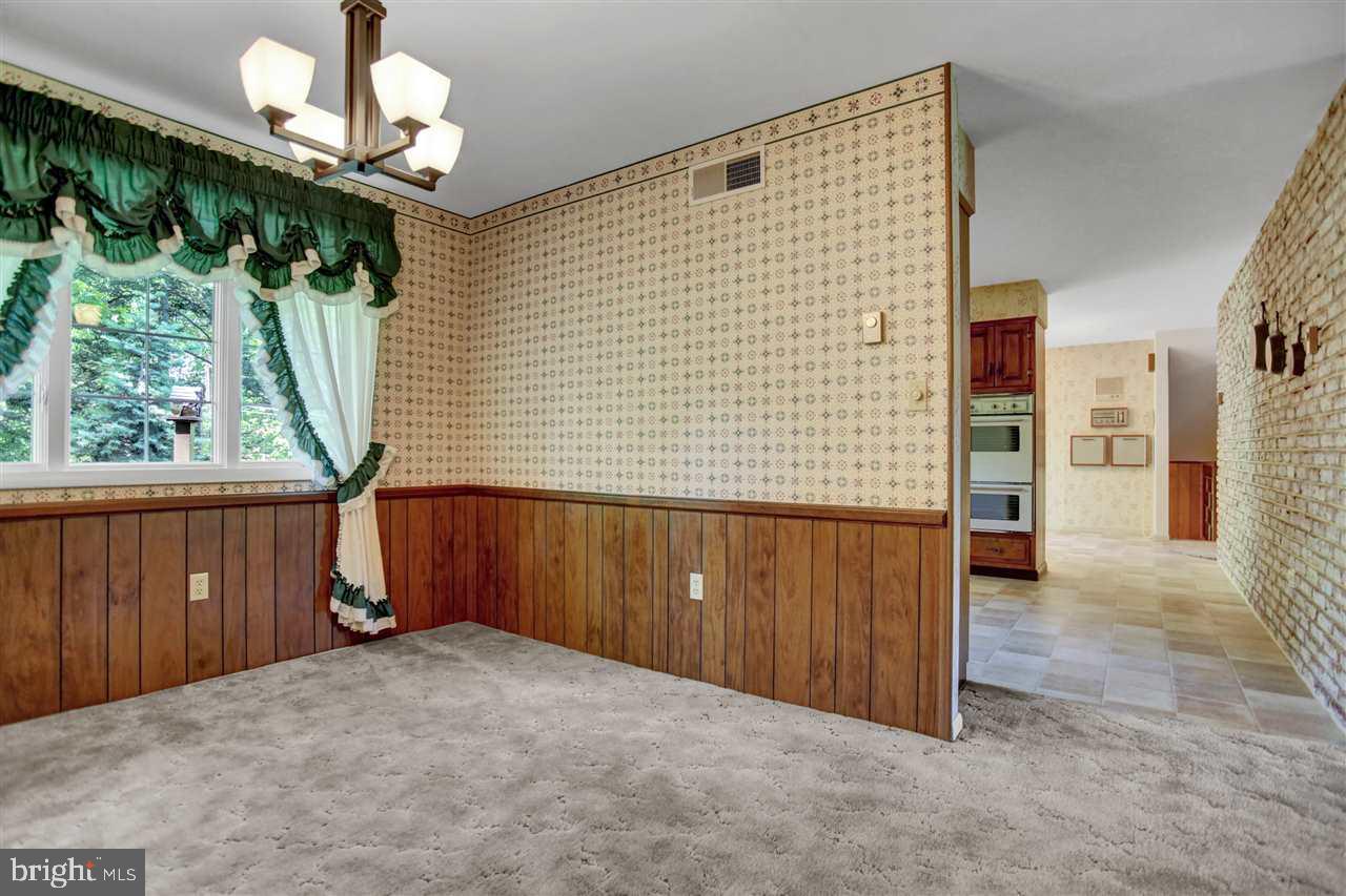 REIS ACRES ESTATES - Residential