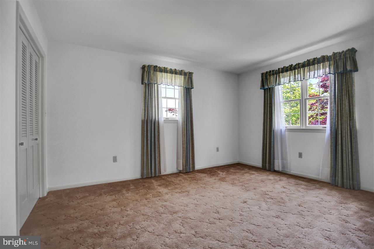 REIS ACRES ESTATES - Residential