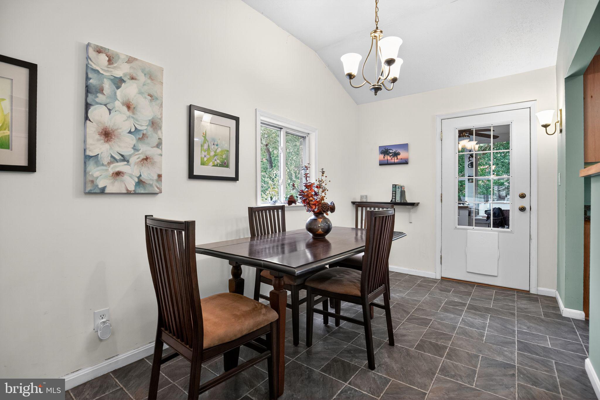 DRUM POINT - Residential