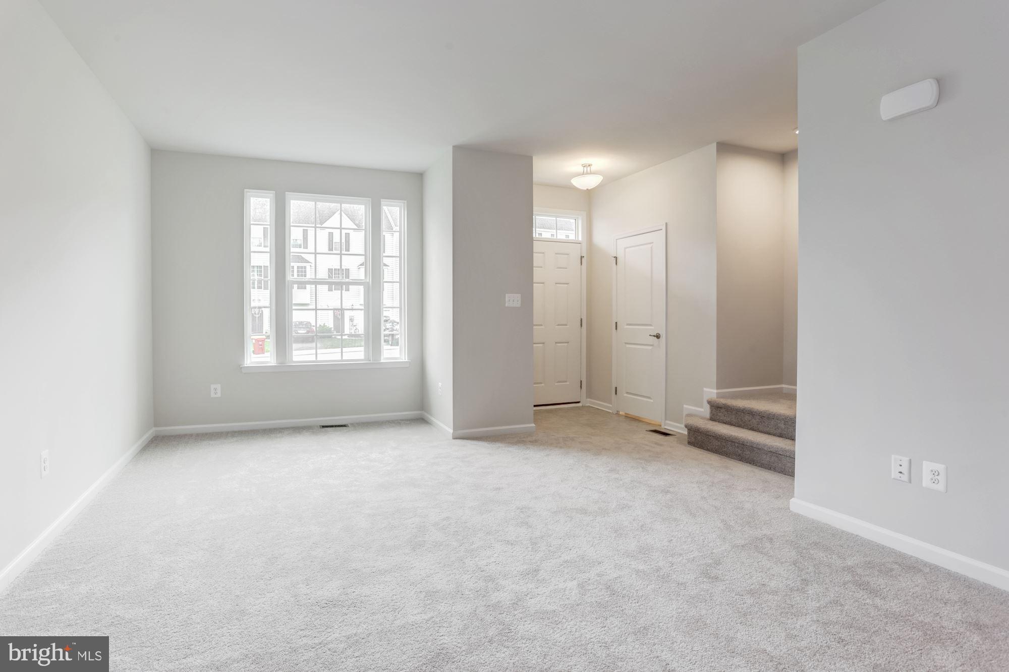 POTOMAC STATION - Residential