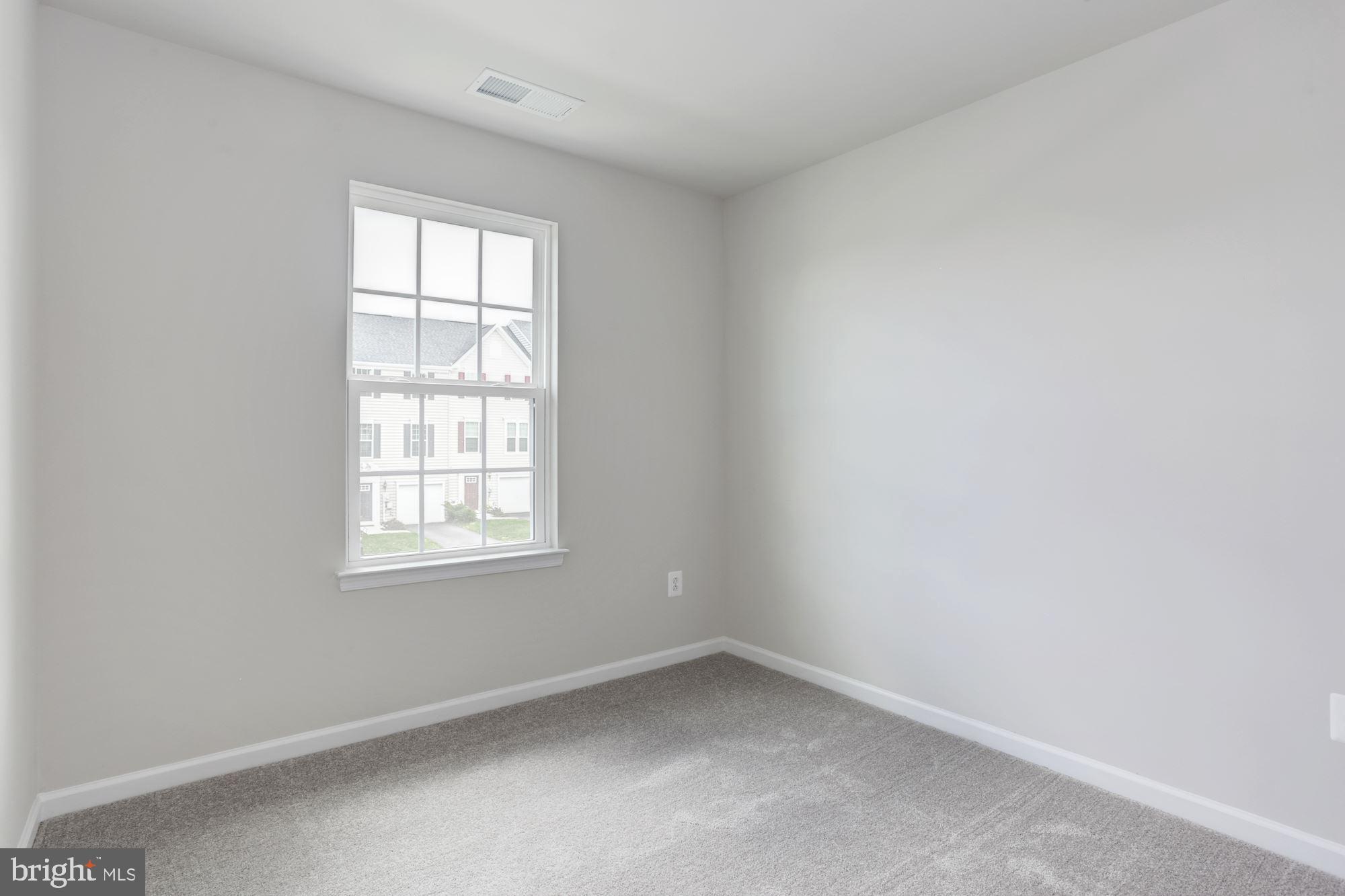 POTOMAC STATION - Residential