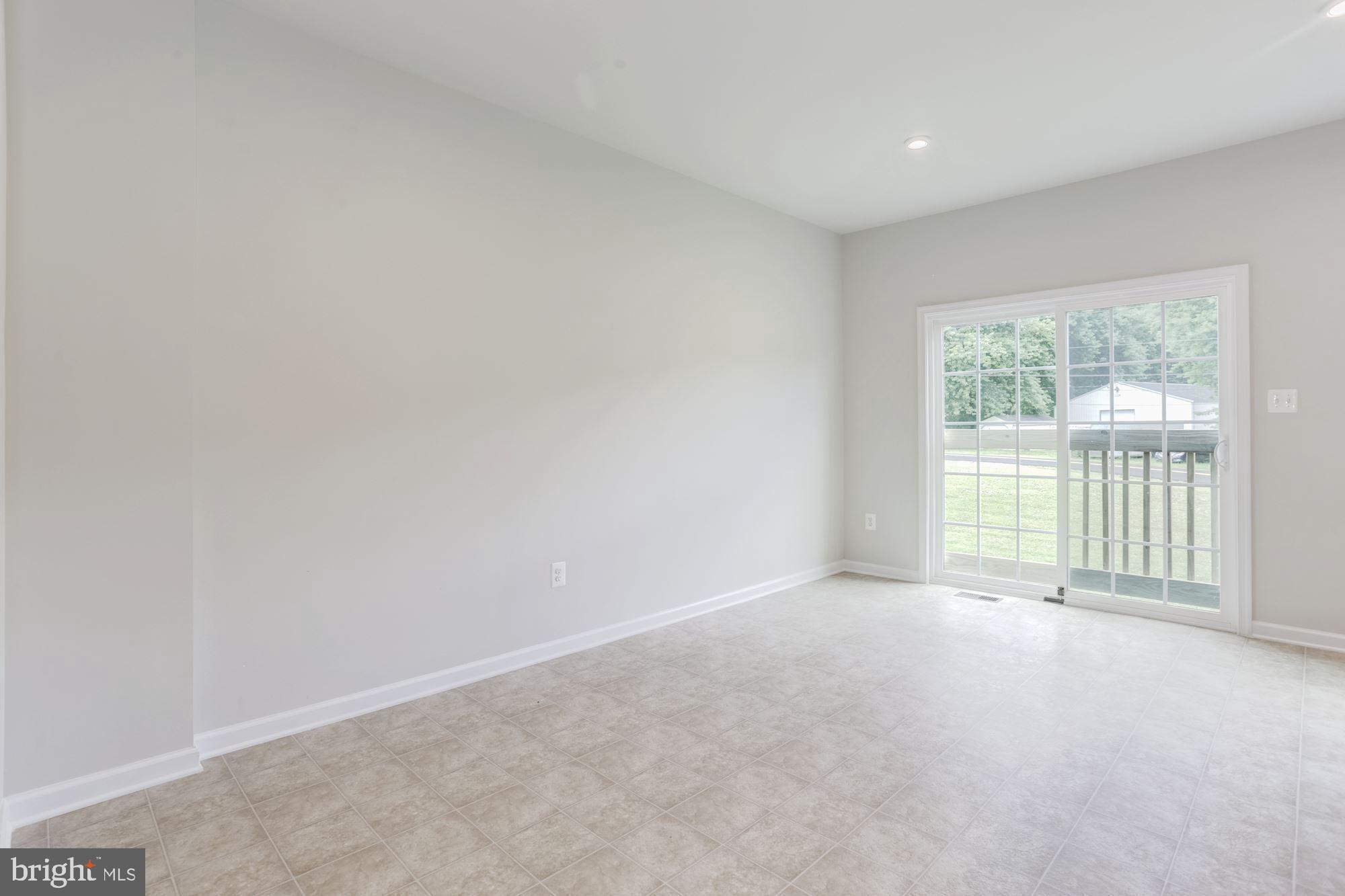 POTOMAC STATION - Residential