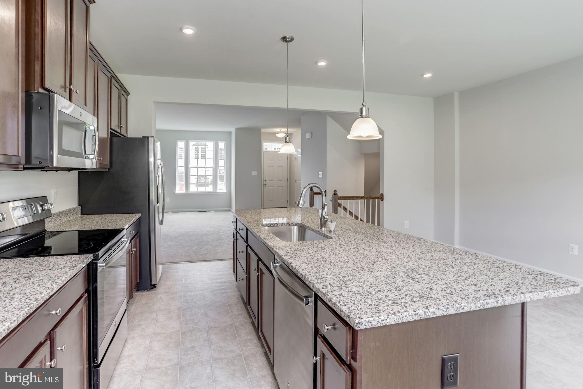 POTOMAC STATION - Residential