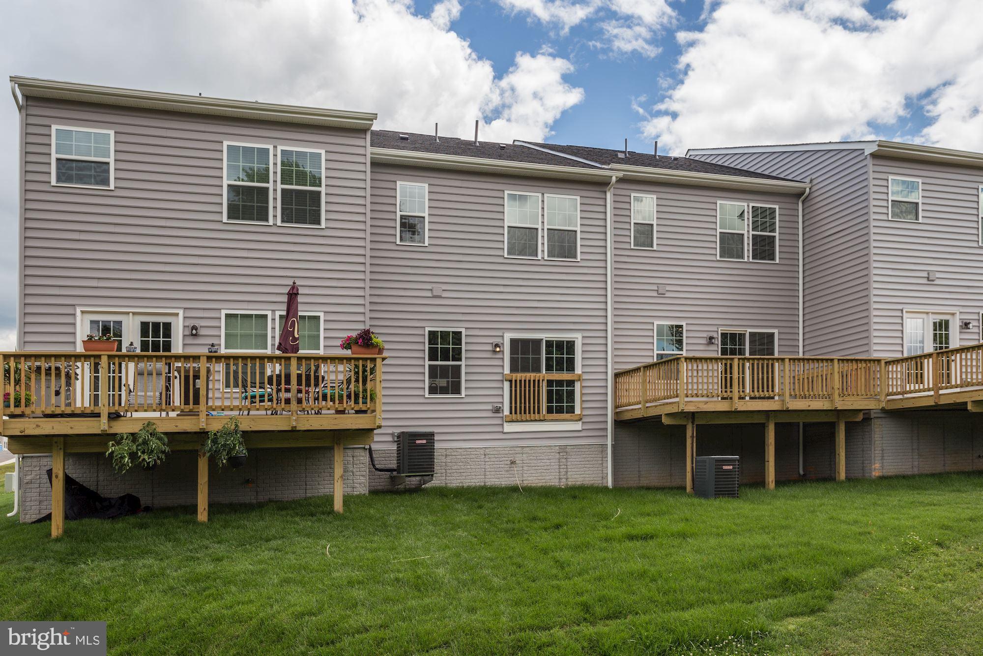 POTOMAC STATION - Residential